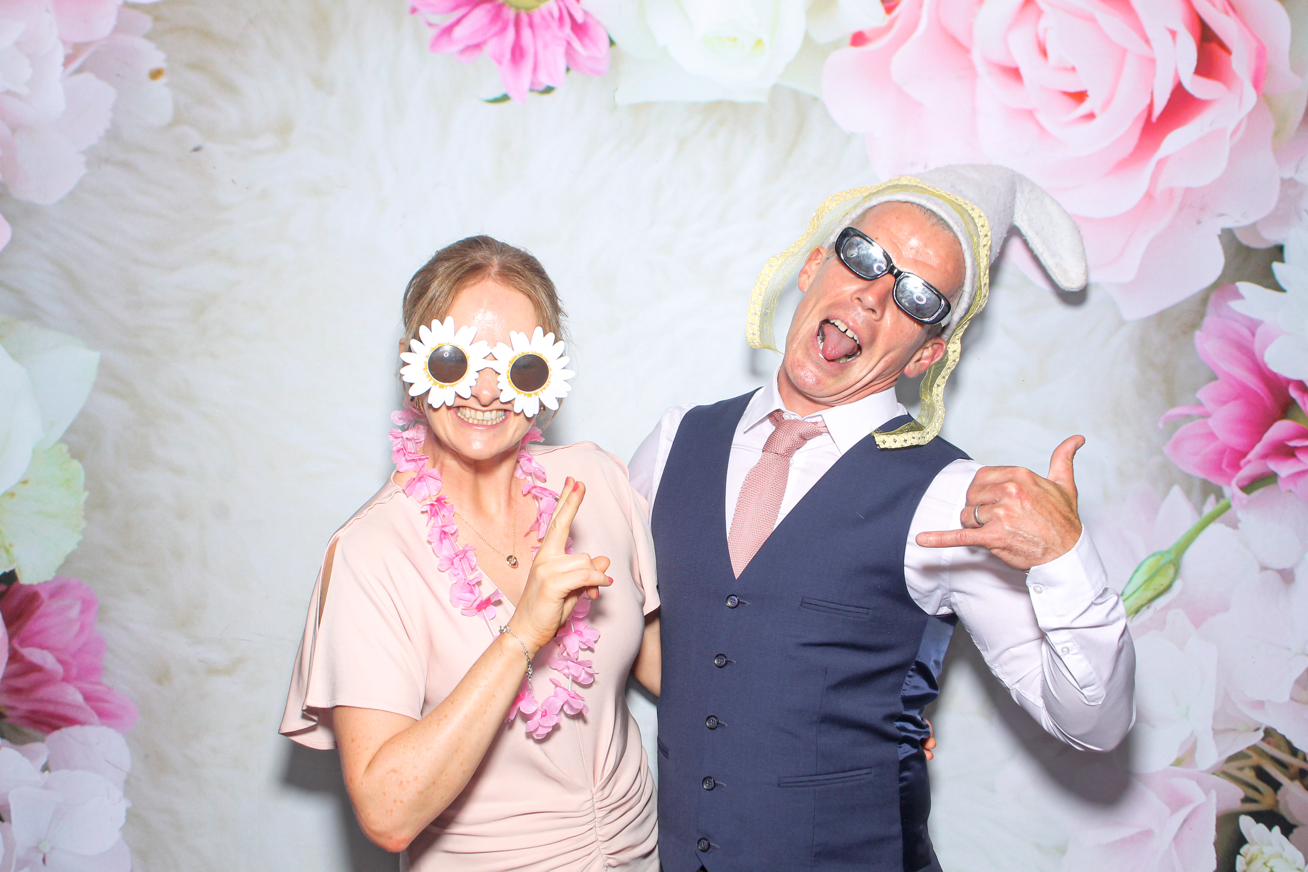 Amy & Cian | View more photos from the event at gallery.snapmagic.ie/u/SnapMagic/Amy-Cian