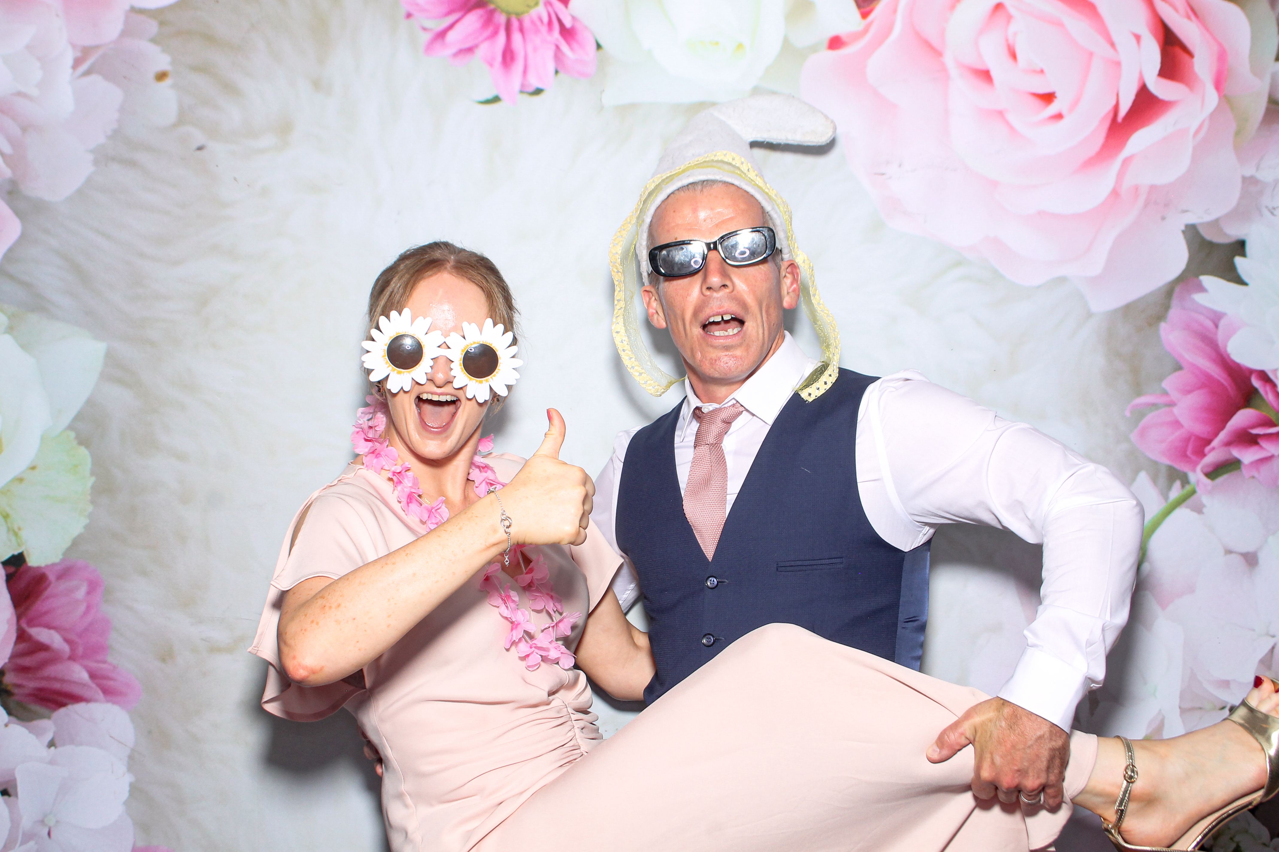Amy & Cian | View more photos from the event at gallery.snapmagic.ie/u/SnapMagic/Amy-Cian