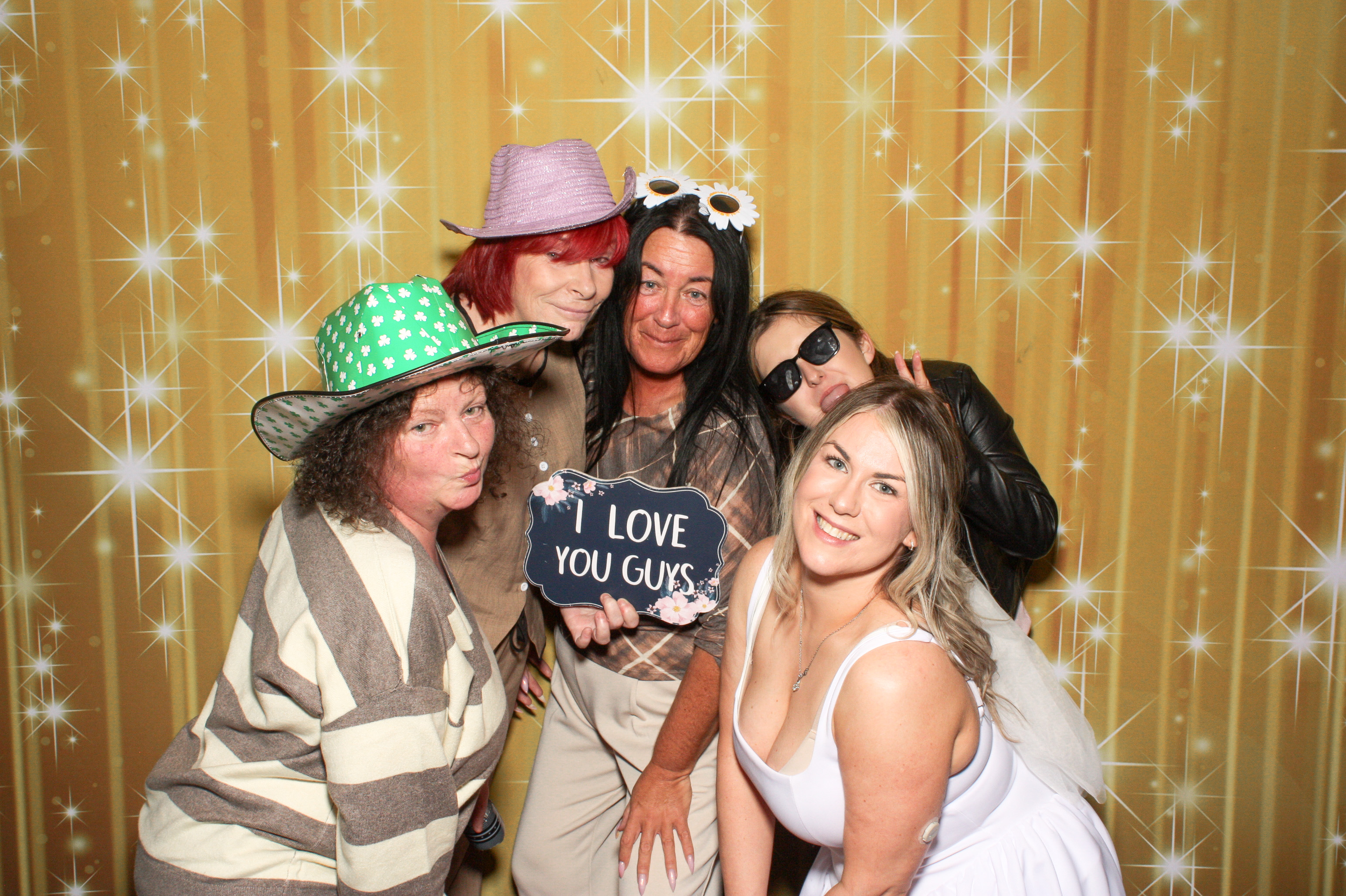 Amy & Dean's Engagement Party | View more photos from the event at gallery.snapmagic.ie/u/SnapMagic/Amy-Deans-Engagement-Party
