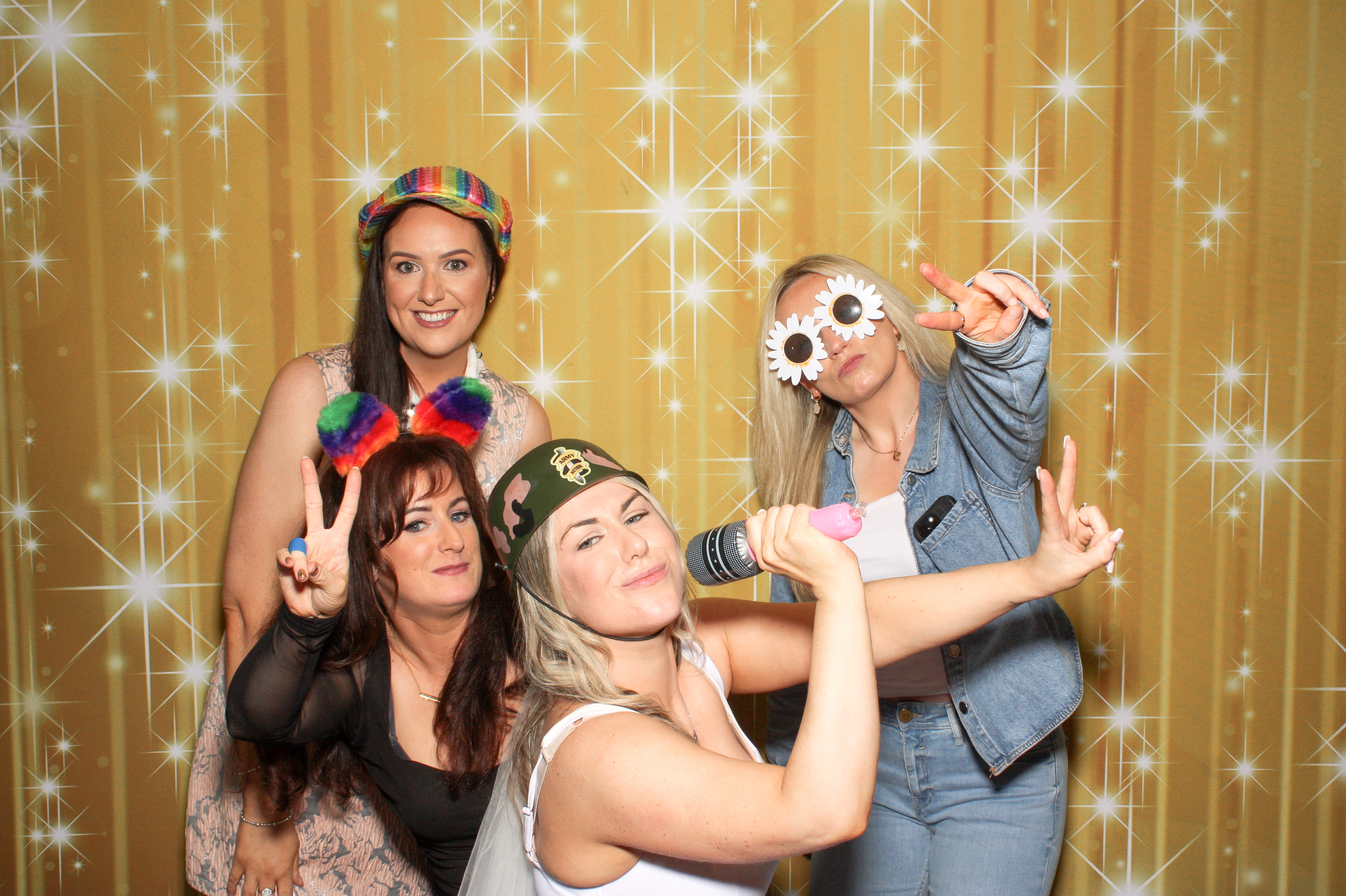 Amy & Dean's Engagement Party | View more photos from the event at gallery.snapmagic.ie/u/SnapMagic/Amy-Deans-Engagement-Party