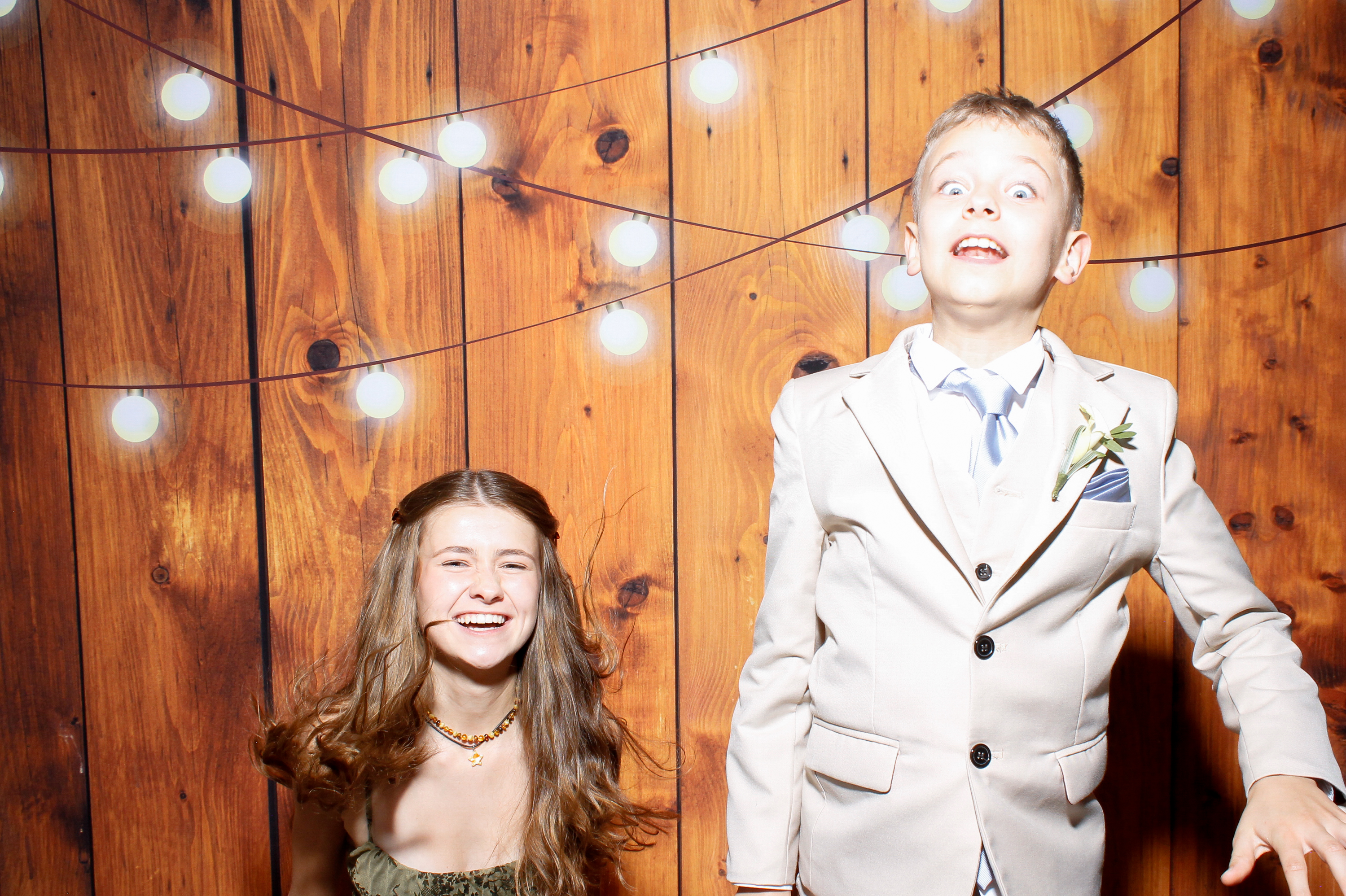 Andra & Liam | View more photos from the event at gallery.snapmagic.ie/u/SnapMagic/Andra-Liam