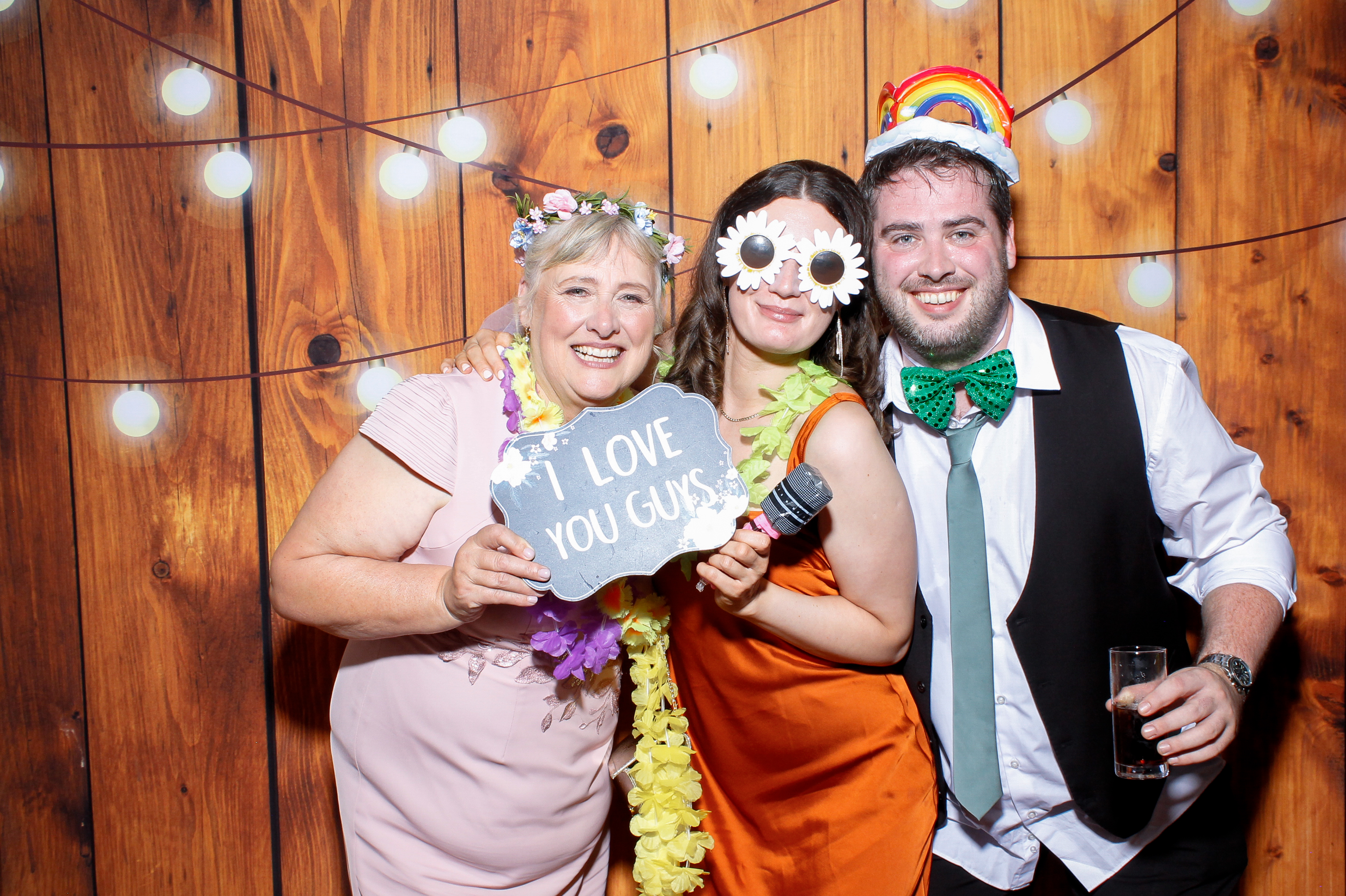 Andra & Liam | View more photos from the event at gallery.snapmagic.ie/u/SnapMagic/Andra-Liam