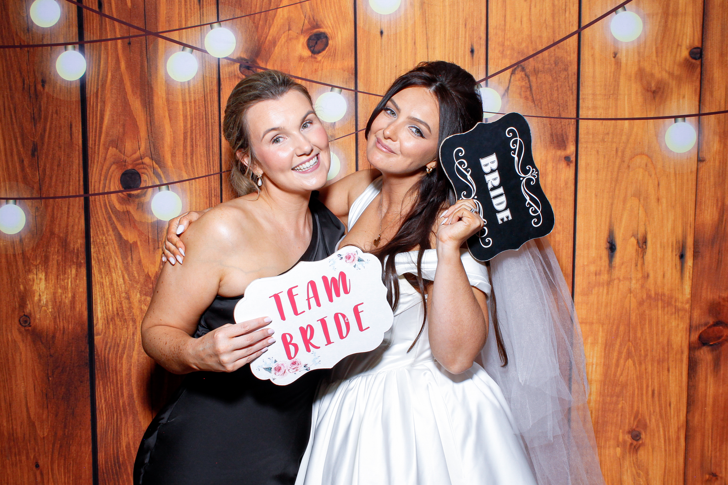 Cailin & Michael | View more photos from the event at gallery.snapmagic.ie/u/SnapMagic/Cailin-Michael
