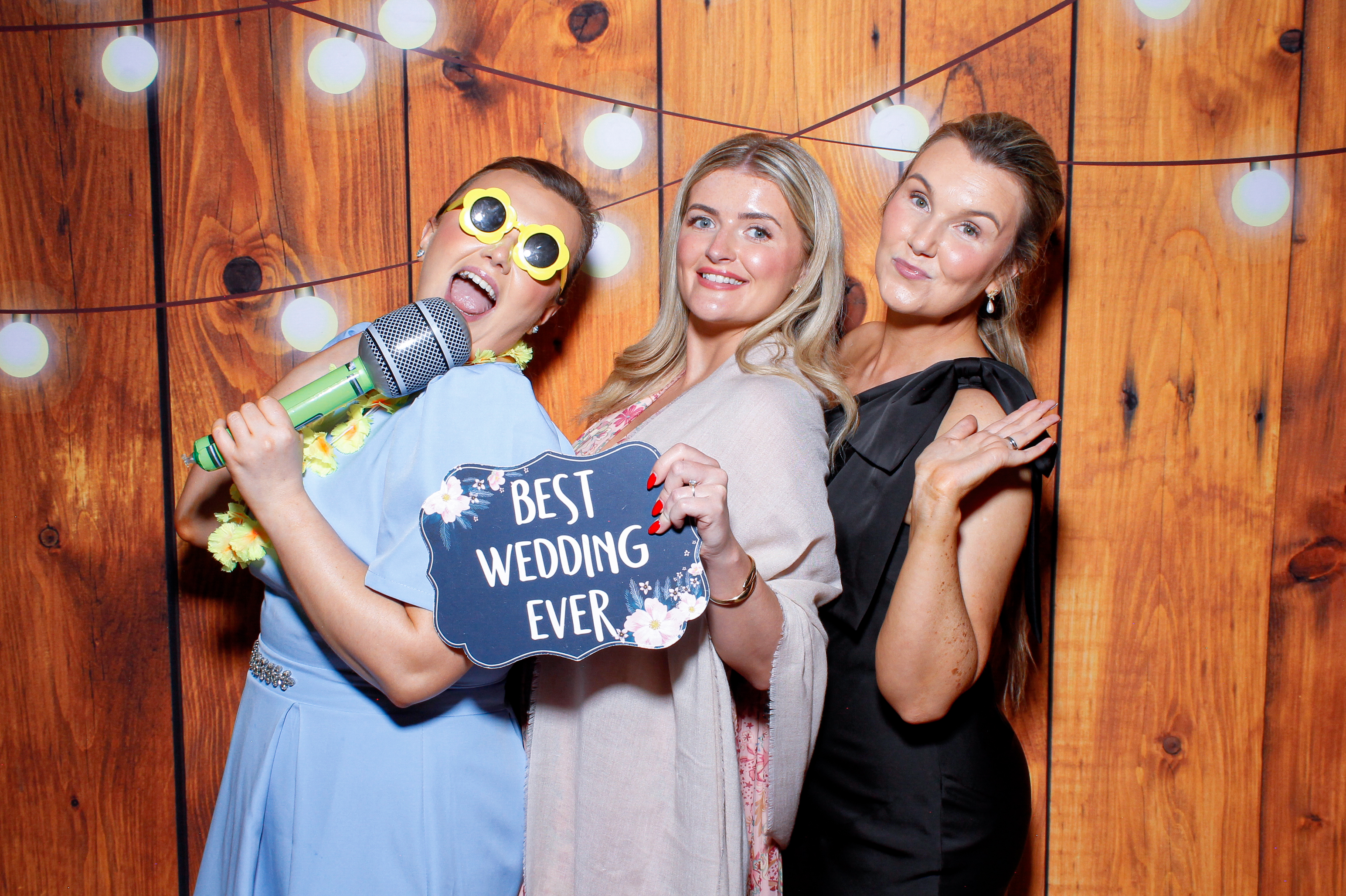 Cailin & Michael | View more photos from the event at gallery.snapmagic.ie/u/SnapMagic/Cailin-Michael