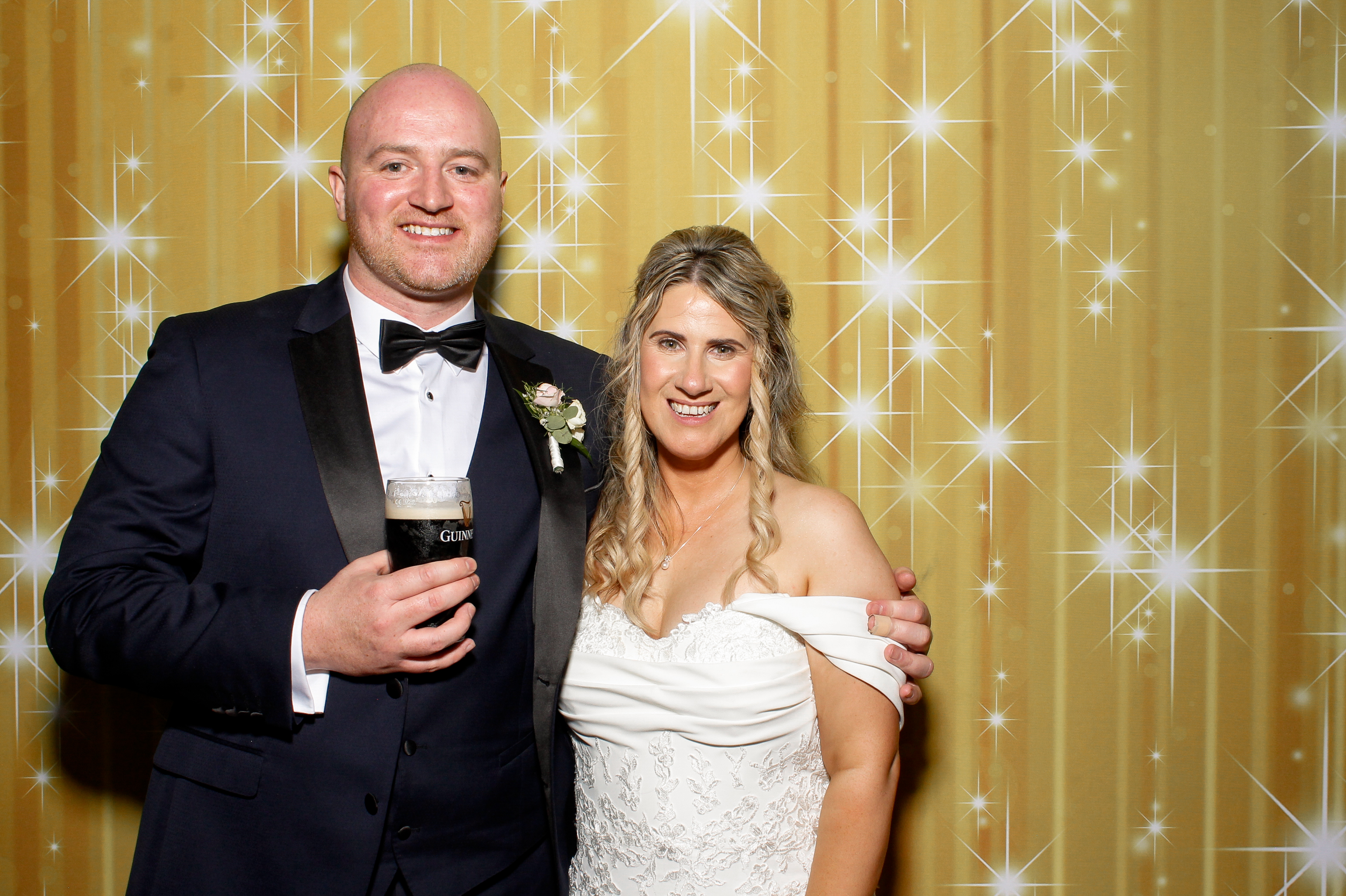 Charlotte & Ciaran | View more photos from the event at gallery.snapmagic.ie/u/SnapMagic/Charlotte-Ciaran