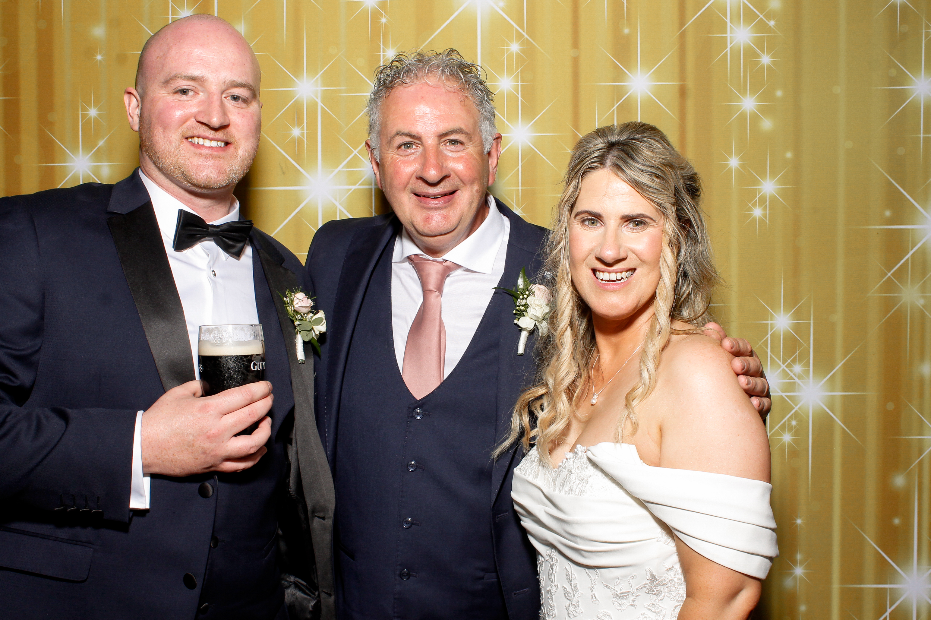 Charlotte & Ciaran | View more photos from the event at gallery.snapmagic.ie/u/SnapMagic/Charlotte-Ciaran
