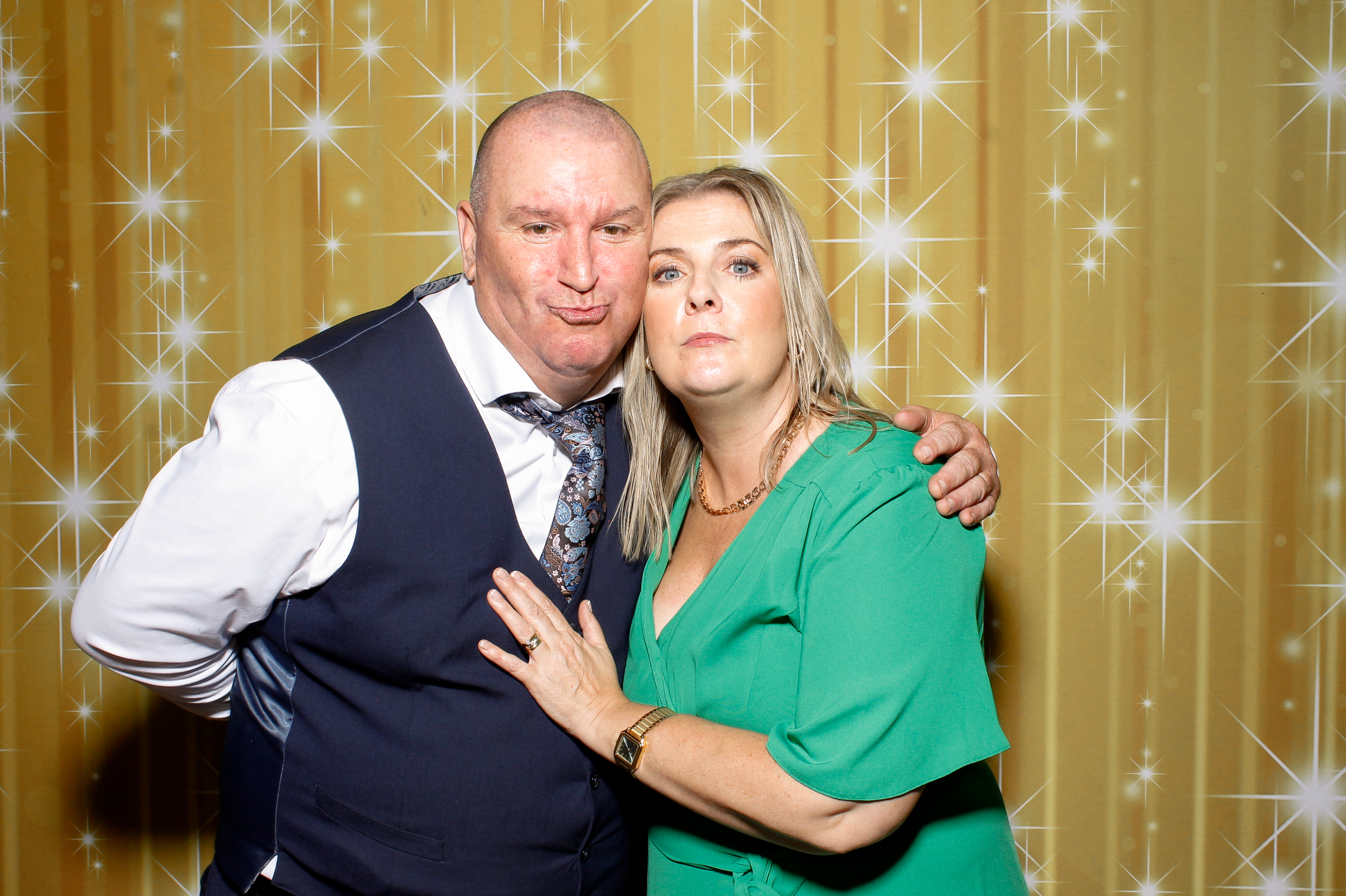 Charlotte & Ciaran | View more photos from the event at gallery.snapmagic.ie/u/SnapMagic/Charlotte-Ciaran