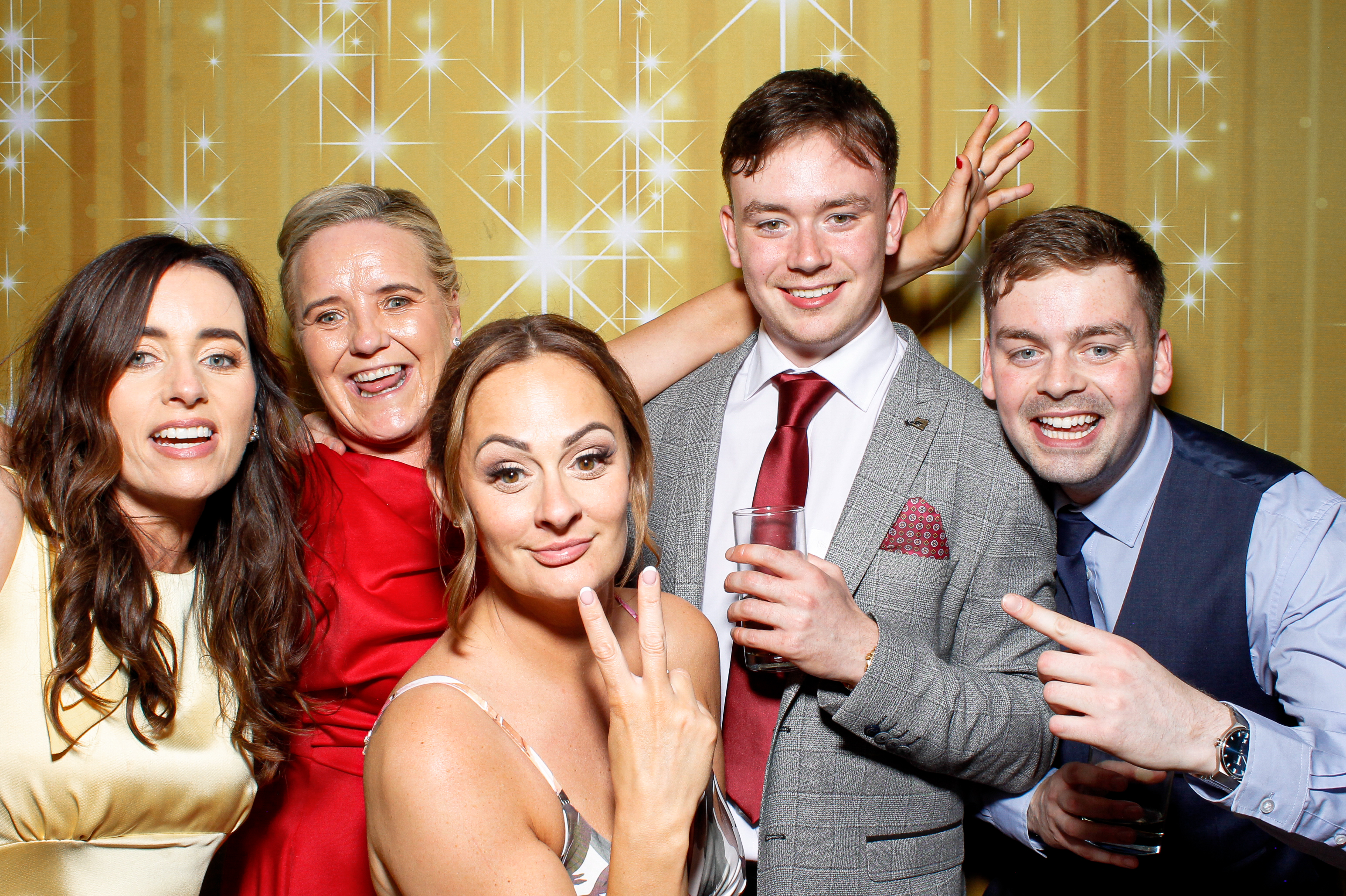 Derena & Ciaran | View more photos from the event at gallery.snapmagic.ie/u/SnapMagic/Derena-Ciaran