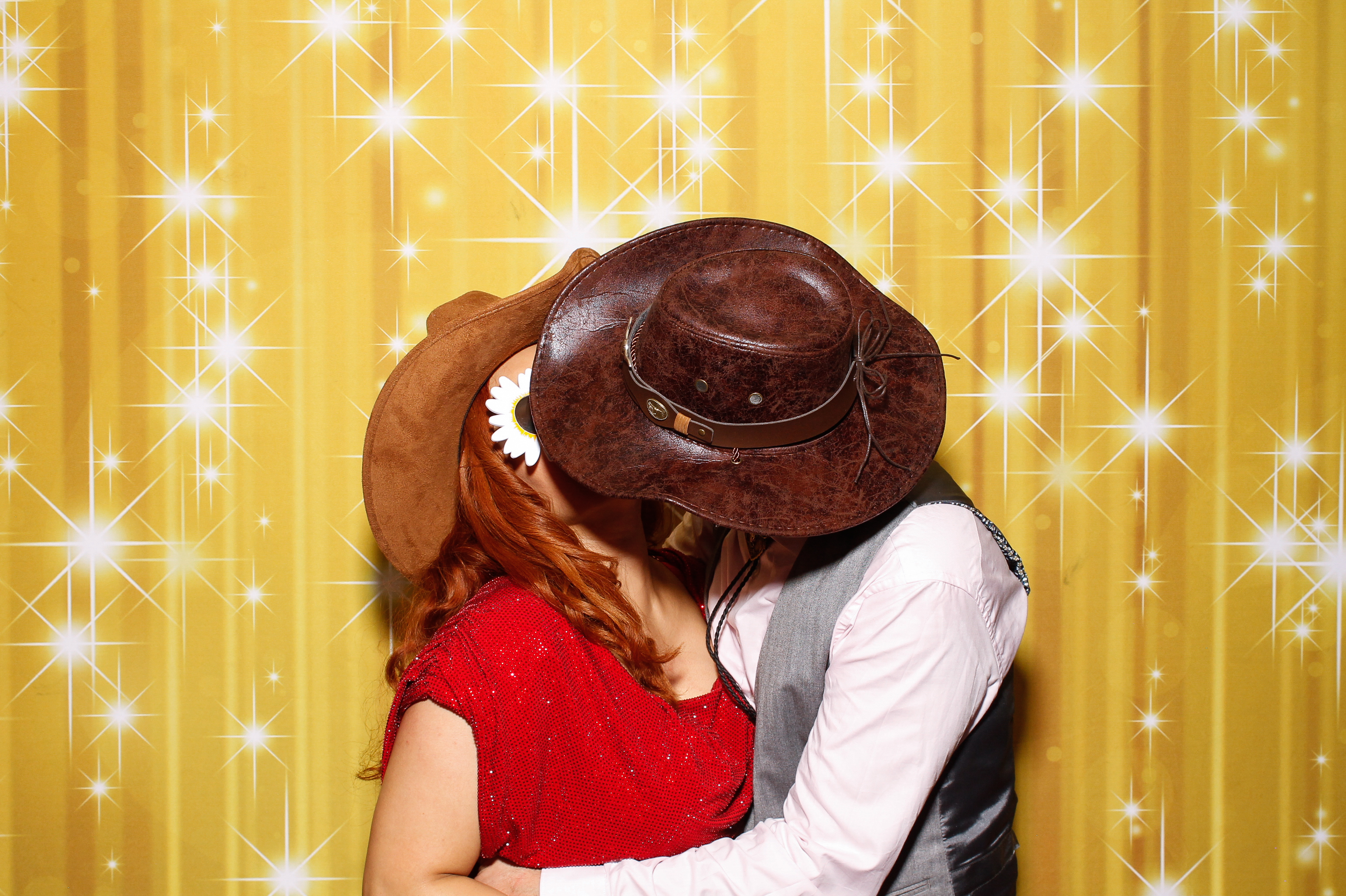 Diana & Keith | View more photos from the event at gallery.snapmagic.ie/u/SnapMagic/Diana-Keith