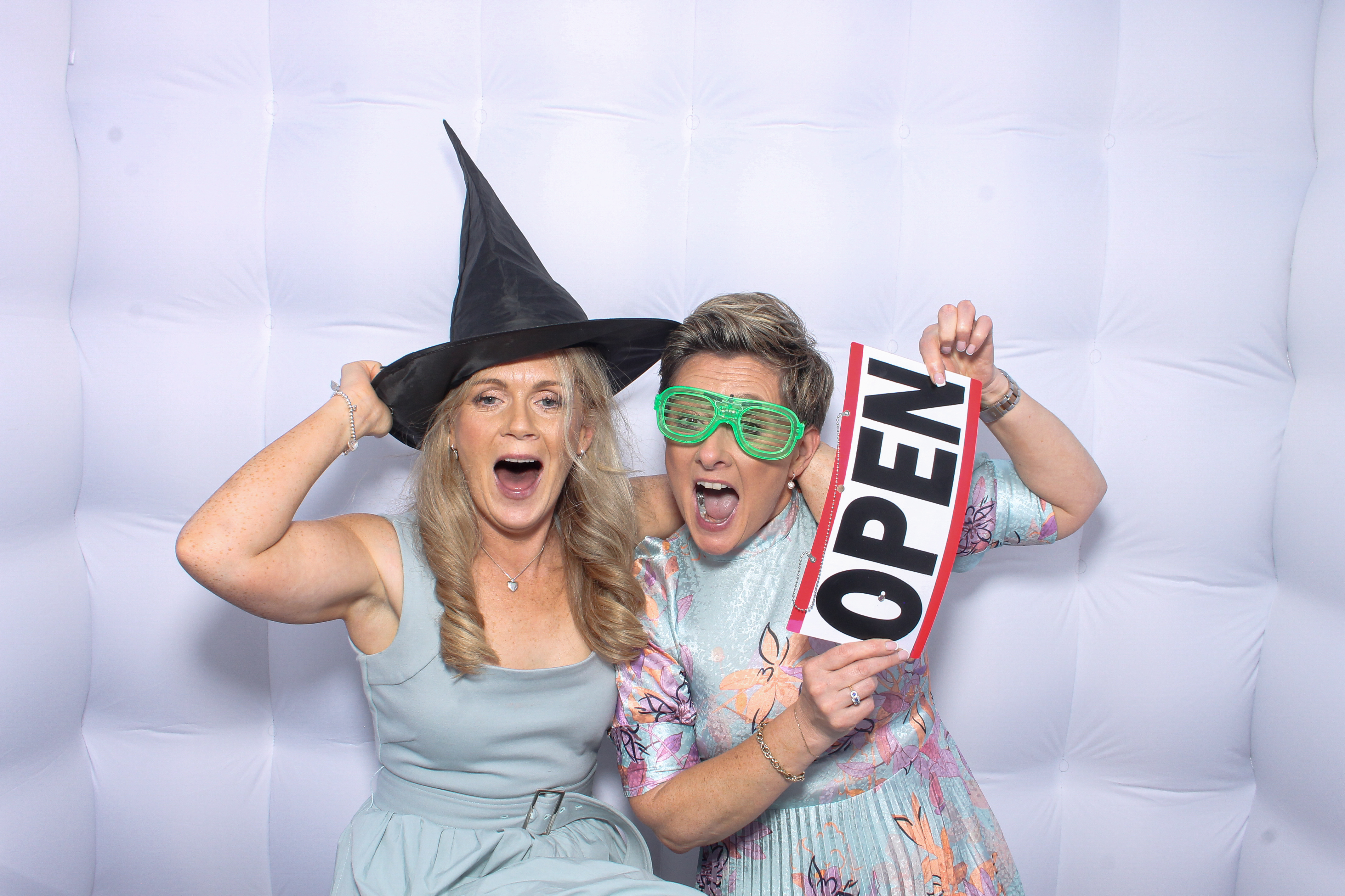 Donna & Darragh | View more photos from the event at gallery.snapmagic.ie/u/SnapMagic/Donna-Darragh