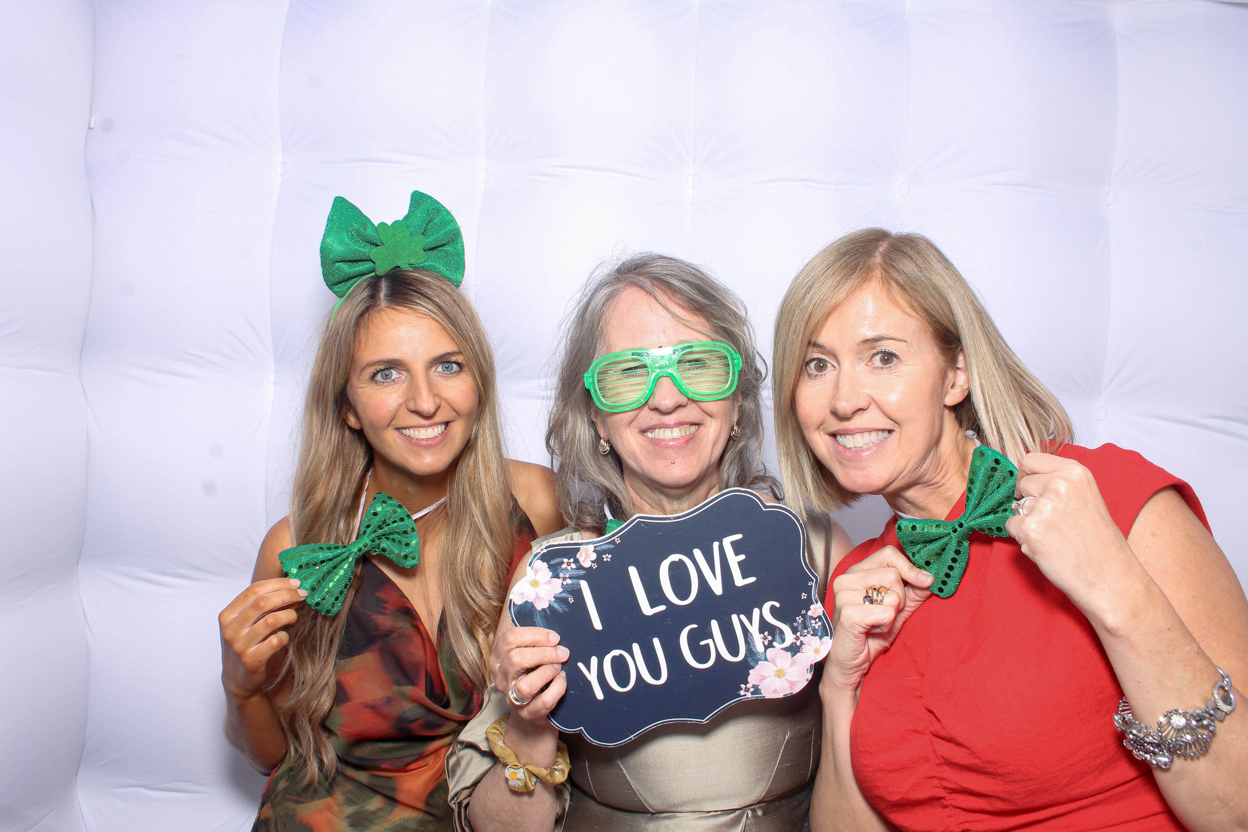 Donna & Darragh | View more photos from the event at gallery.snapmagic.ie/u/SnapMagic/Donna-Darragh