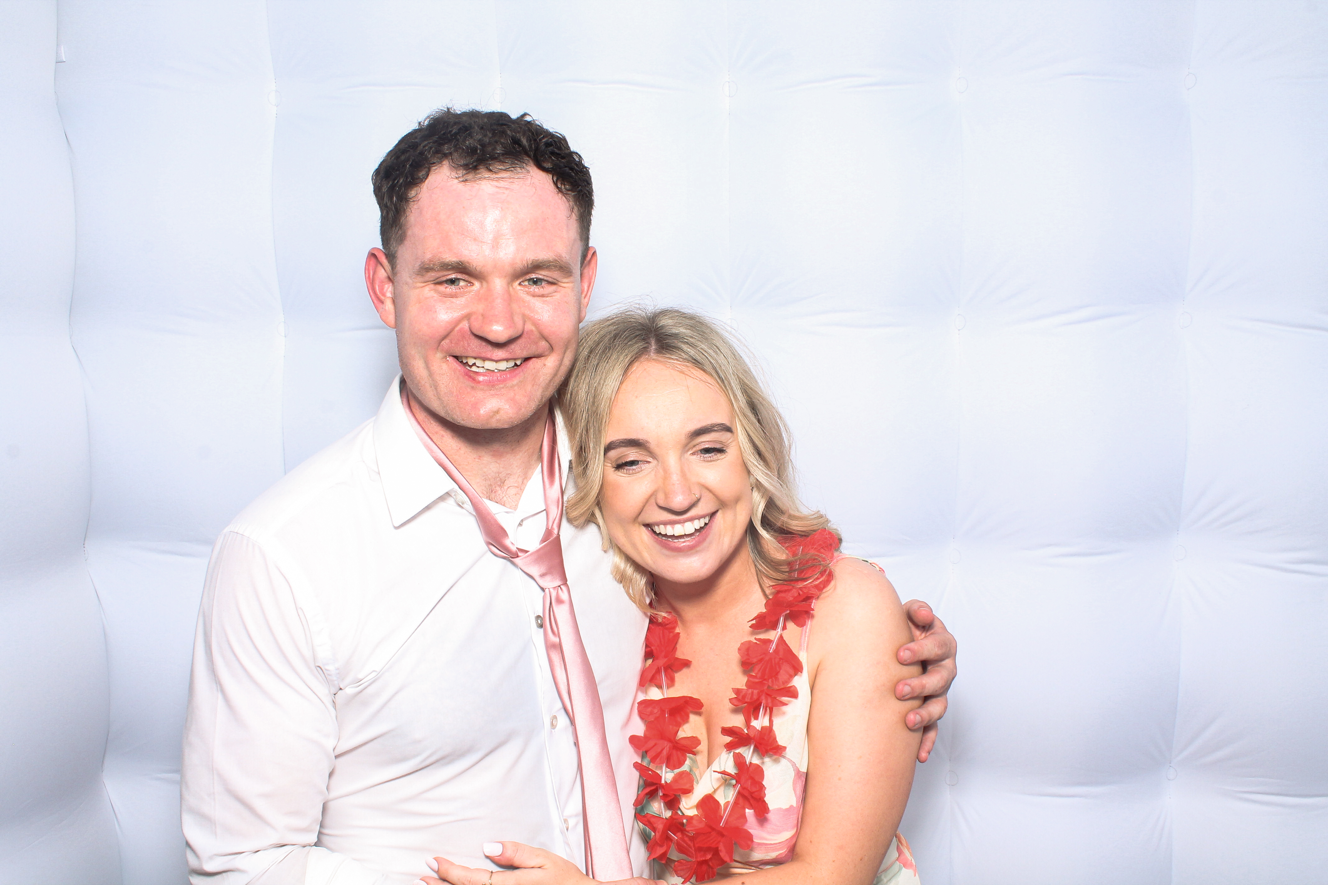 Eoghan & Niamh | View more photos from the event at gallery.snapmagic.ie/u/SnapMagic/Eoghan-Niamh