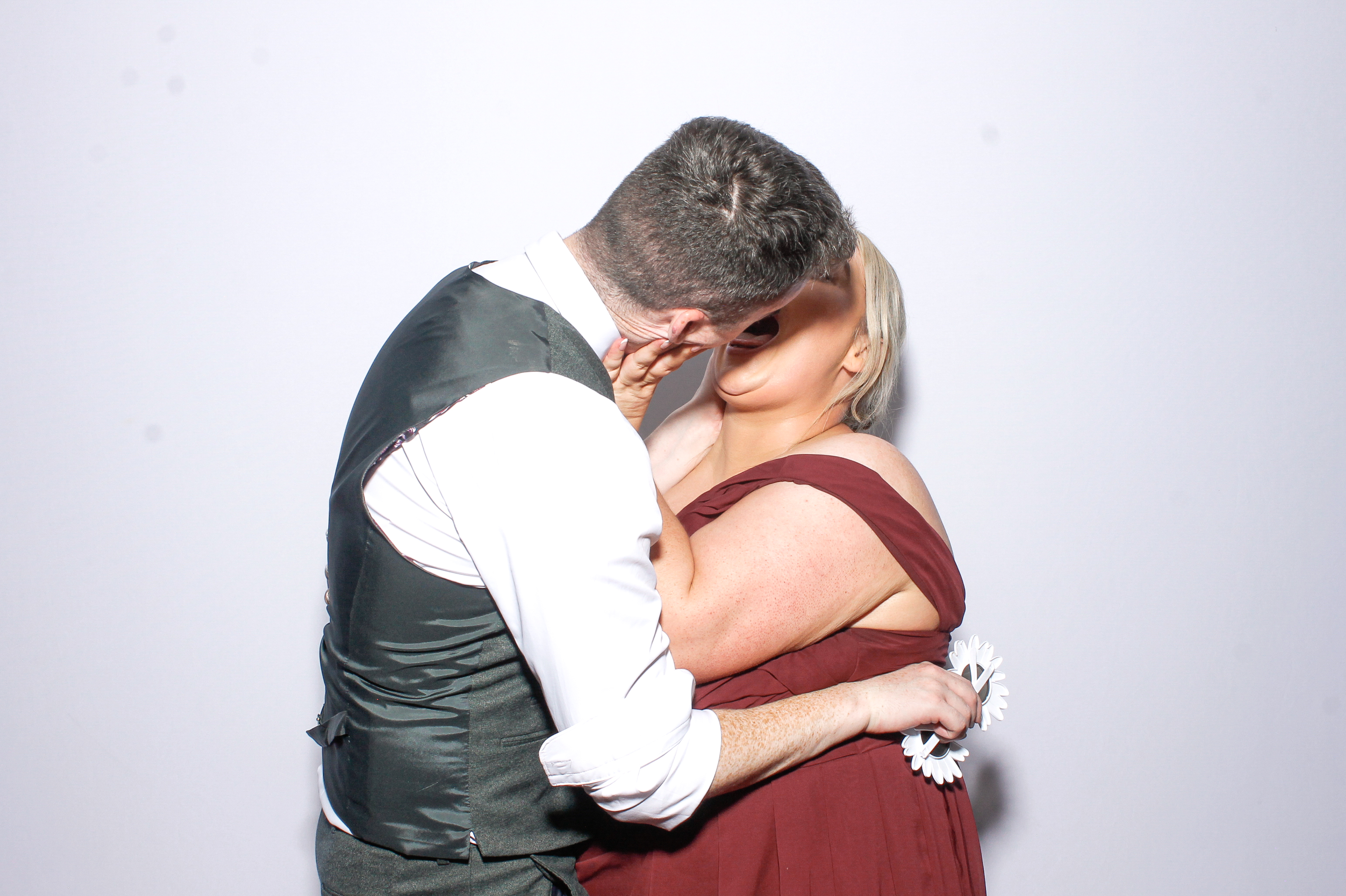 Erica & Adam | View more photos from the event at gallery.snapmagic.ie/u/SnapMagic/Erica-Adam