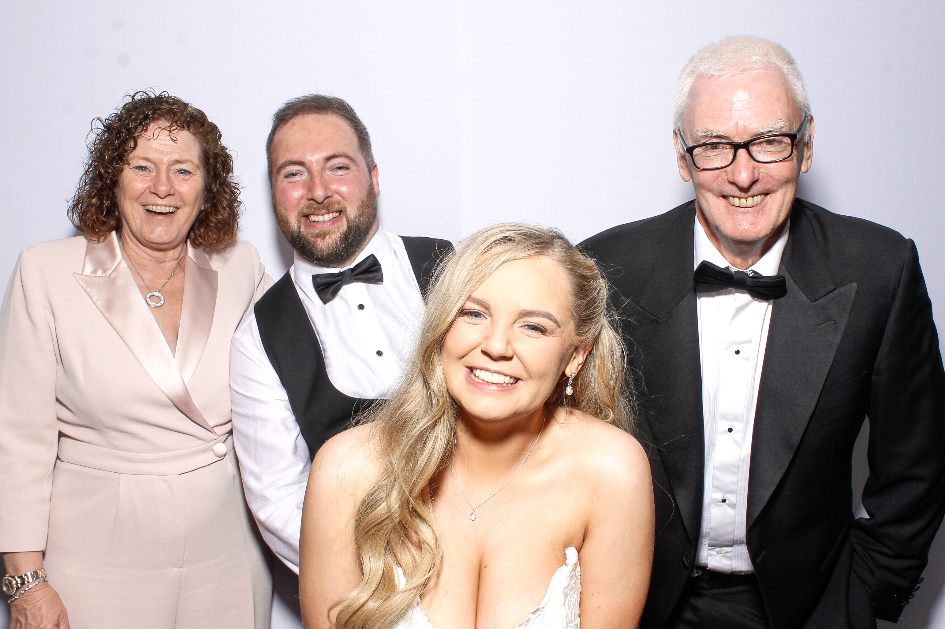 Erica & Adam | View more photos from the event at gallery.snapmagic.ie/u/SnapMagic/Erica-Adam