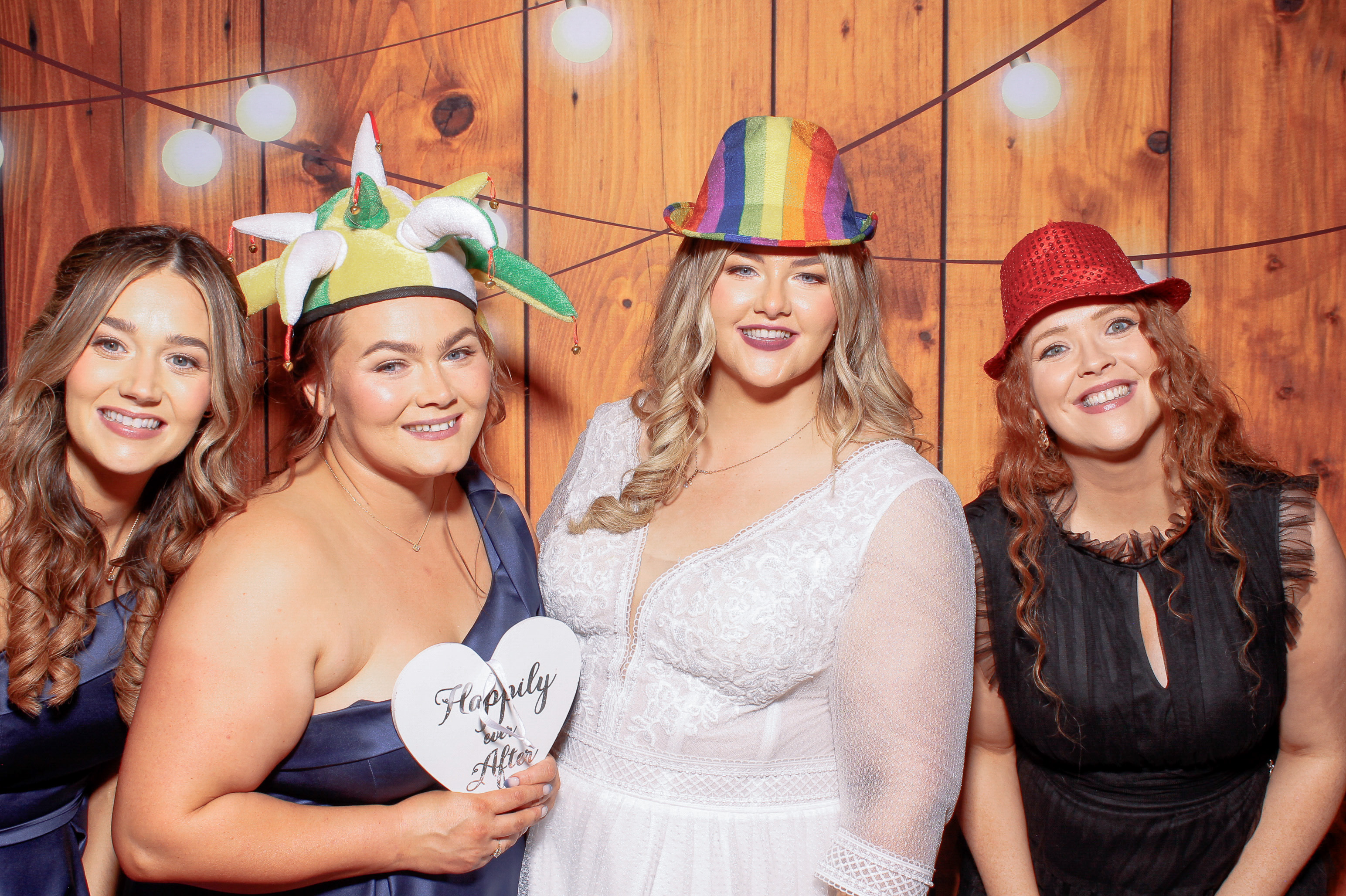Fiona & Declan's Wedding | View more photos from the event at gallery.snapmagic.ie/u/SnapMagic/Fiona-Declans-Wedding