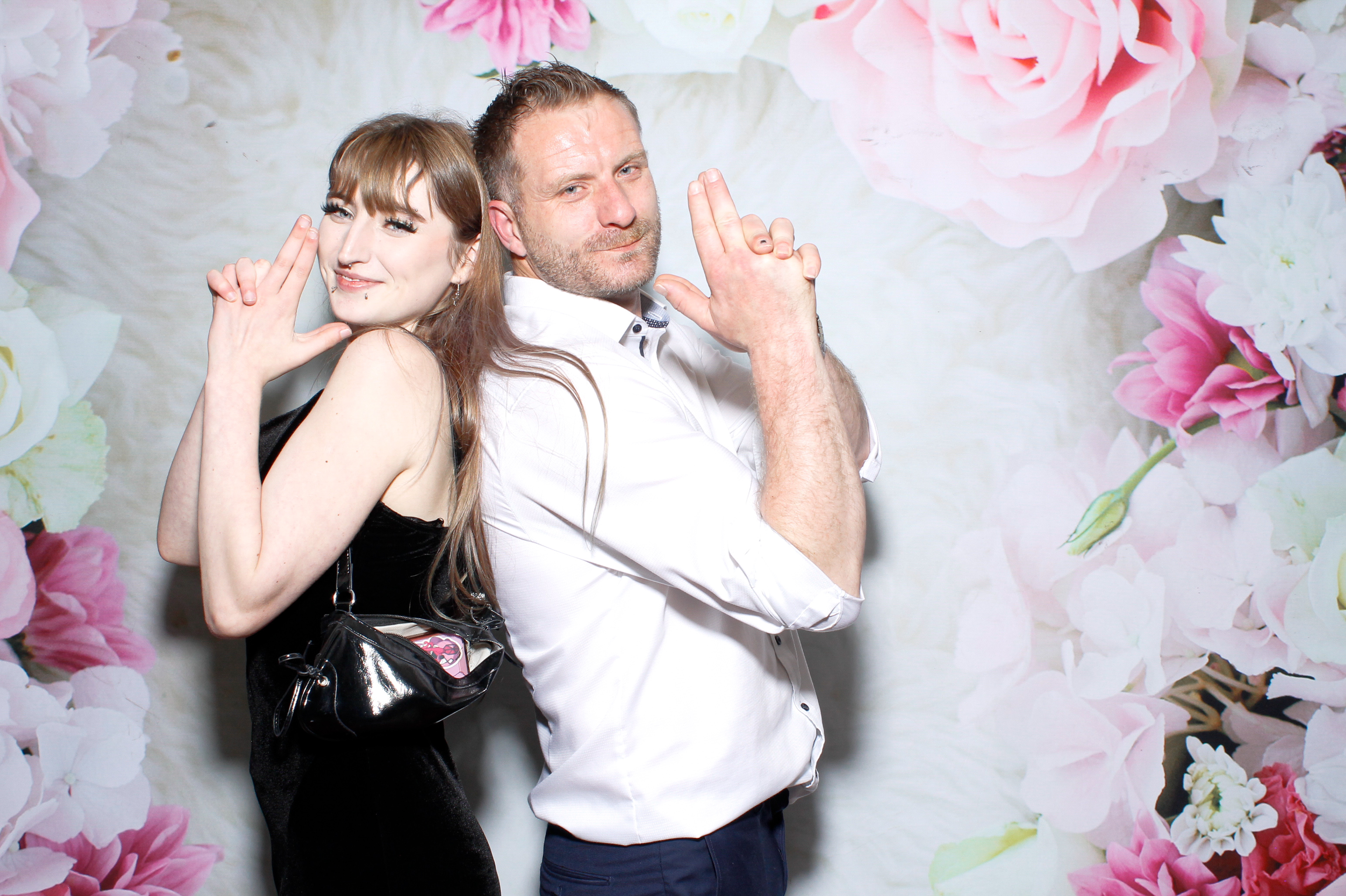 Georgina & Aaron | View more photos from the event at gallery.snapmagic.ie/u/SnapMagic/Georgina-Aaron