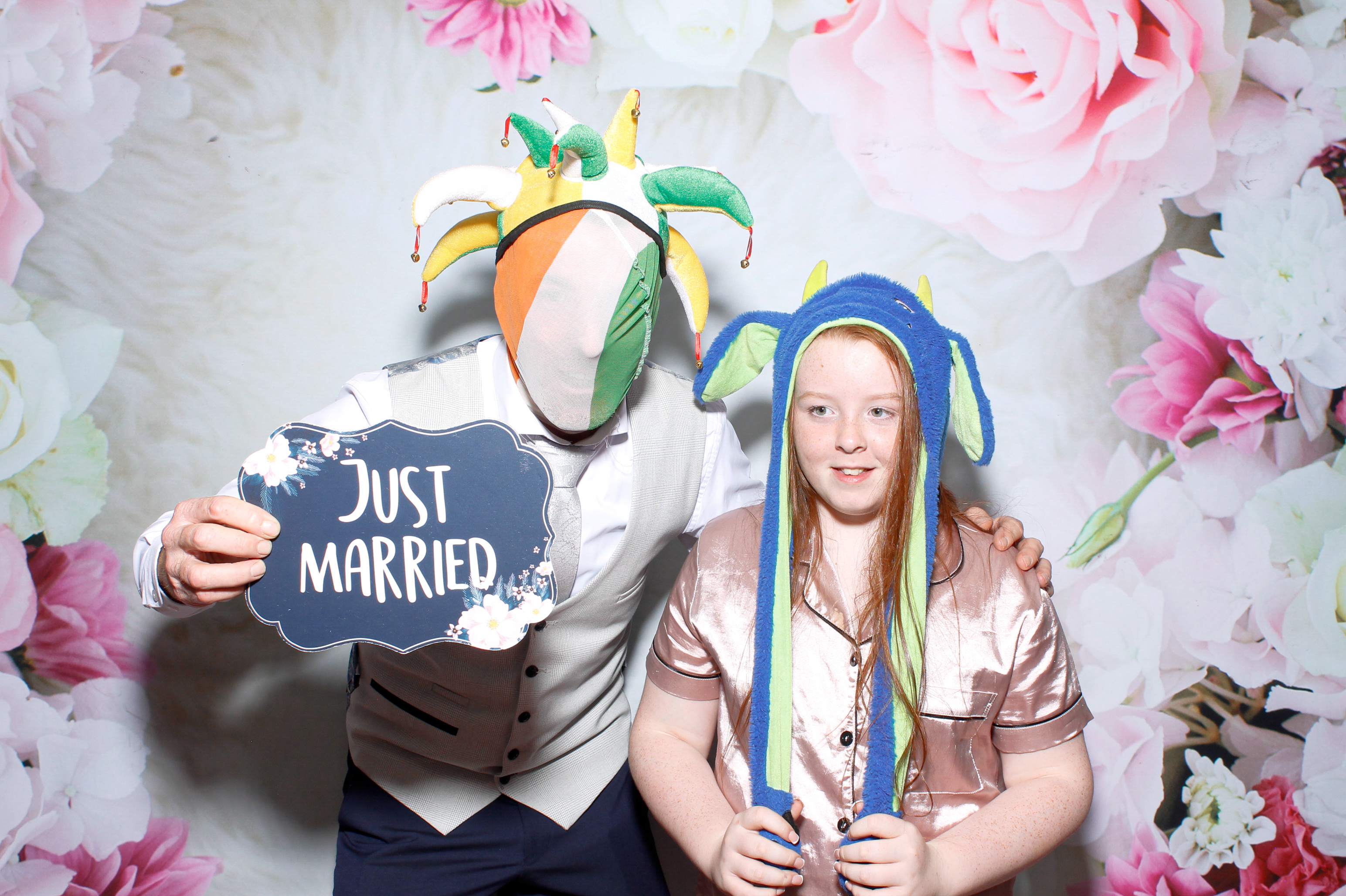 Georgina & Aaron | View more photos from the event at gallery.snapmagic.ie/u/SnapMagic/Georgina-Aaron