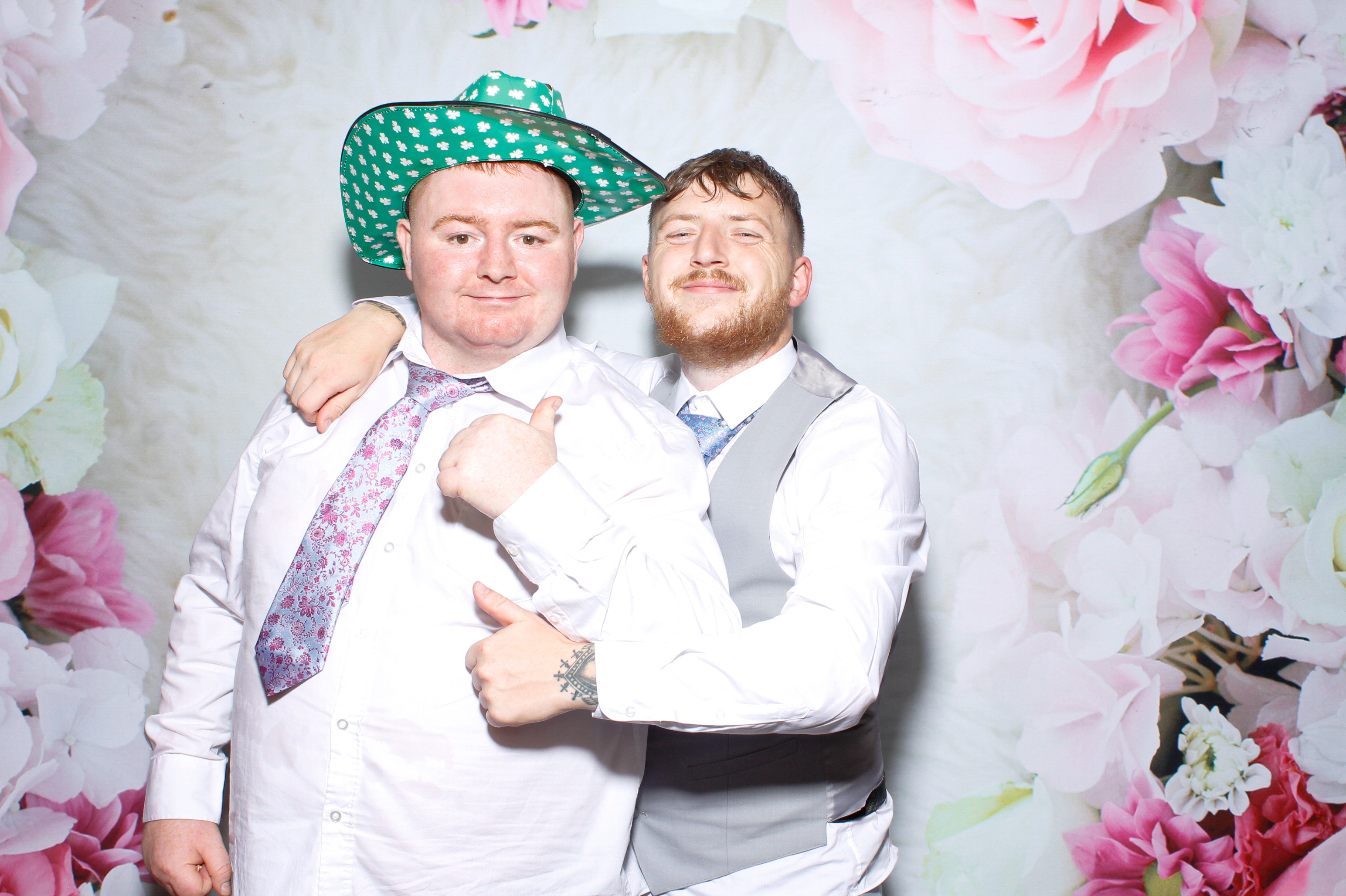 Georgina & Aaron | View more photos from the event at gallery.snapmagic.ie/u/SnapMagic/Georgina-Aaron