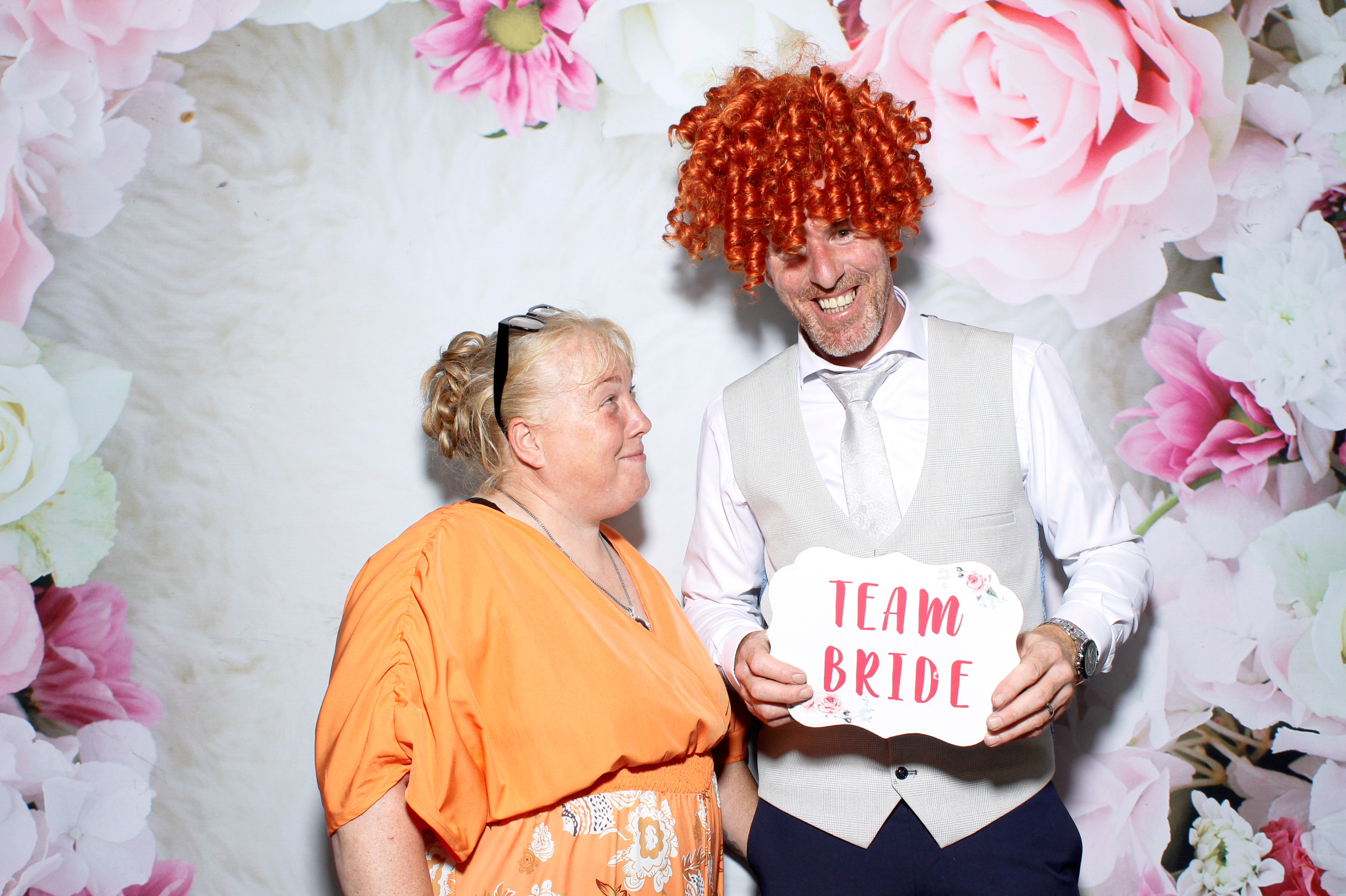 Georgina & Aaron | View more photos from the event at gallery.snapmagic.ie/u/SnapMagic/Georgina-Aaron