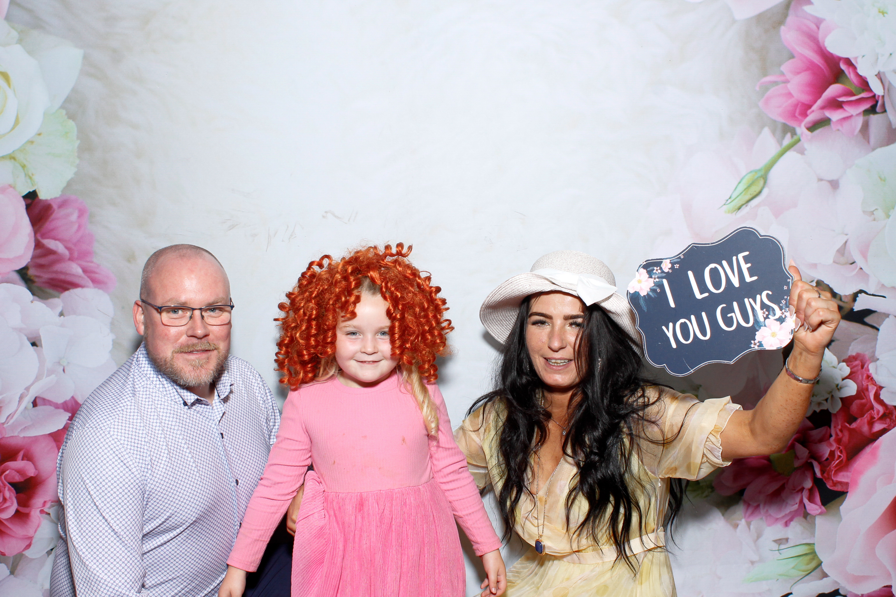 Georgina & Aaron | View more photos from the event at gallery.snapmagic.ie/u/SnapMagic/Georgina-Aaron