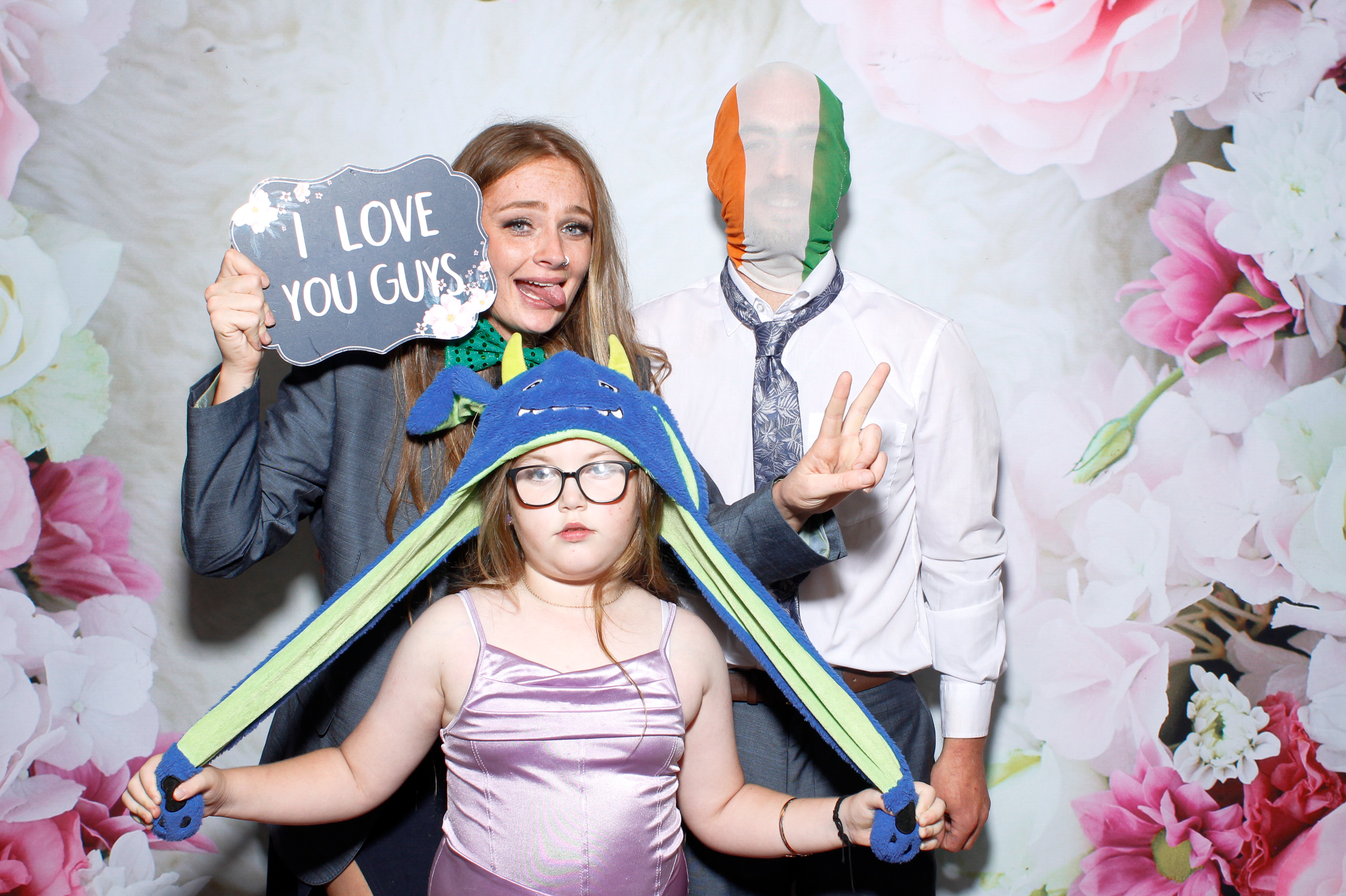 Georgina & Aaron | View more photos from the event at gallery.snapmagic.ie/u/SnapMagic/Georgina-Aaron
