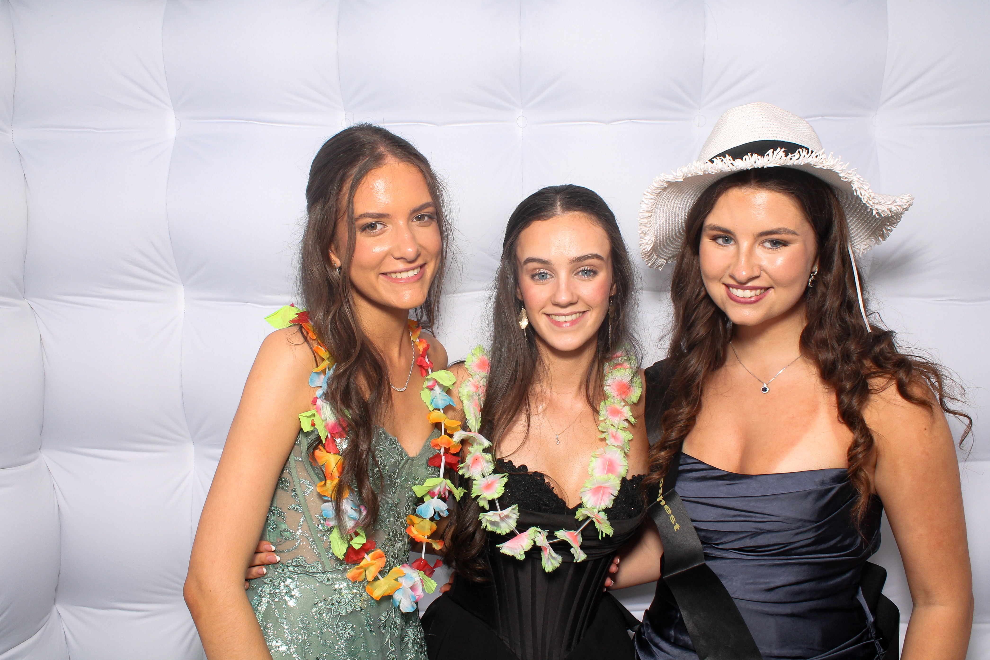 Gortnor Abbey & St.Tiernan's Debs 2026 | View more photos from the event at gallery.snapmagic.ie/u/SnapMagic/Gortnor-Abbey-StTiernans-Debs-2026
