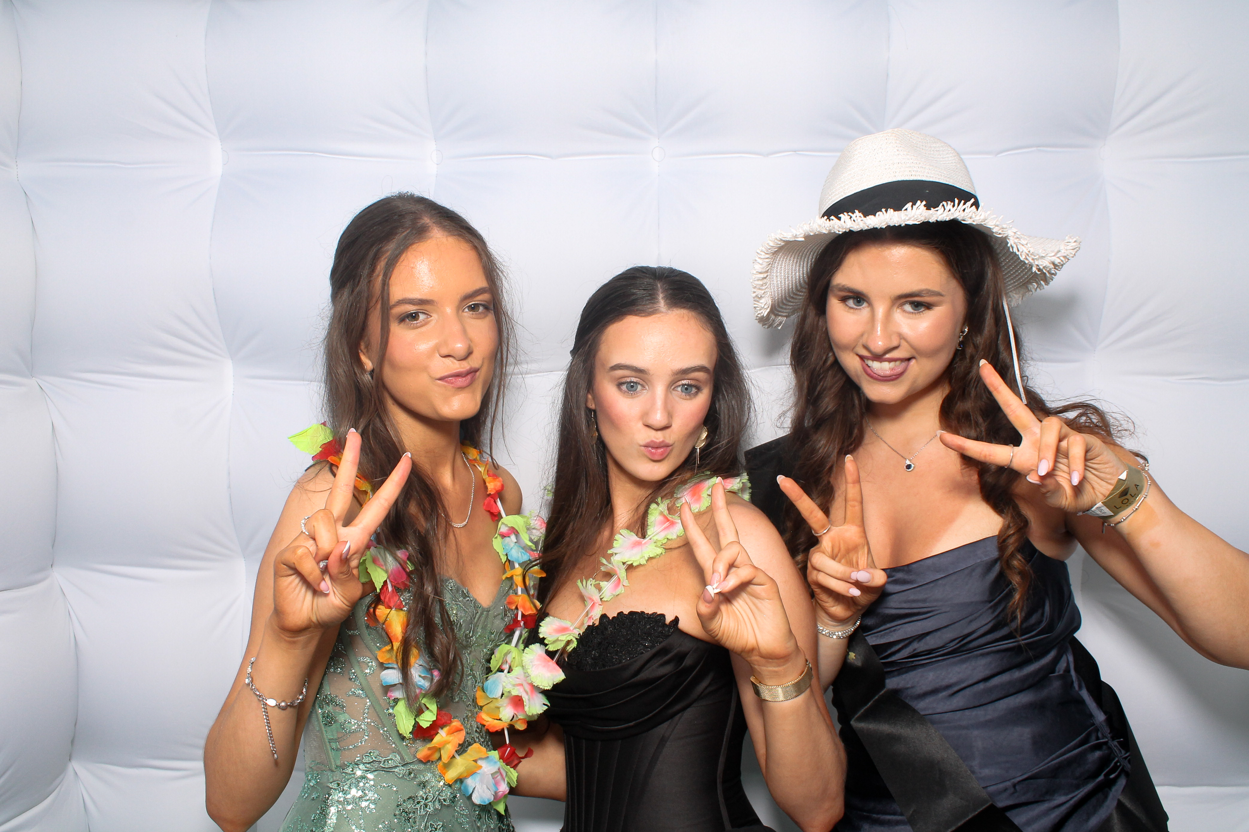 Gortnor Abbey & St.Tiernan's Debs 2026 | View more photos from the event at gallery.snapmagic.ie/u/SnapMagic/Gortnor-Abbey-StTiernans-Debs-2026