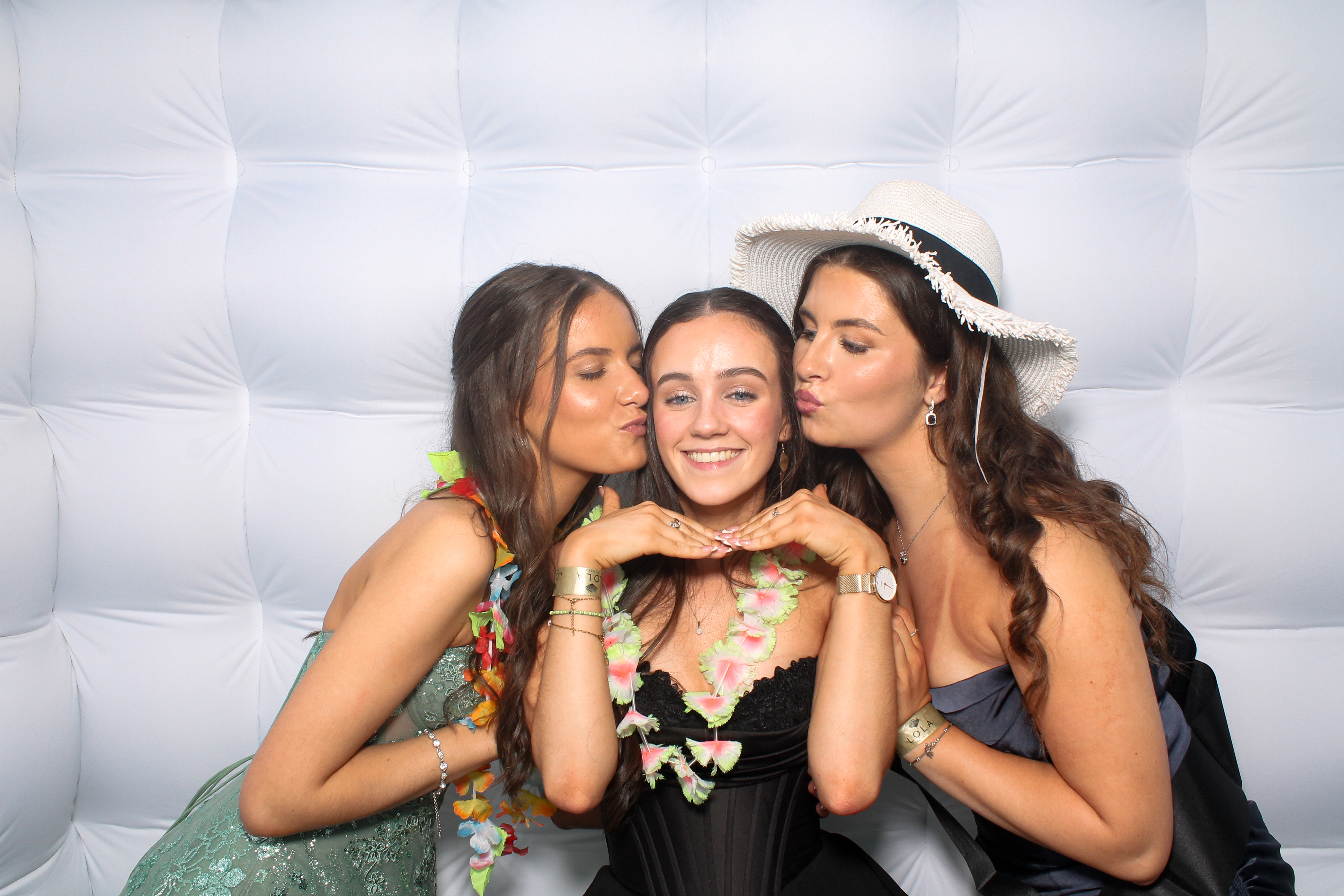 Gortnor Abbey & St.Tiernan's Debs 2026 | View more photos from the event at gallery.snapmagic.ie/u/SnapMagic/Gortnor-Abbey-StTiernans-Debs-2026