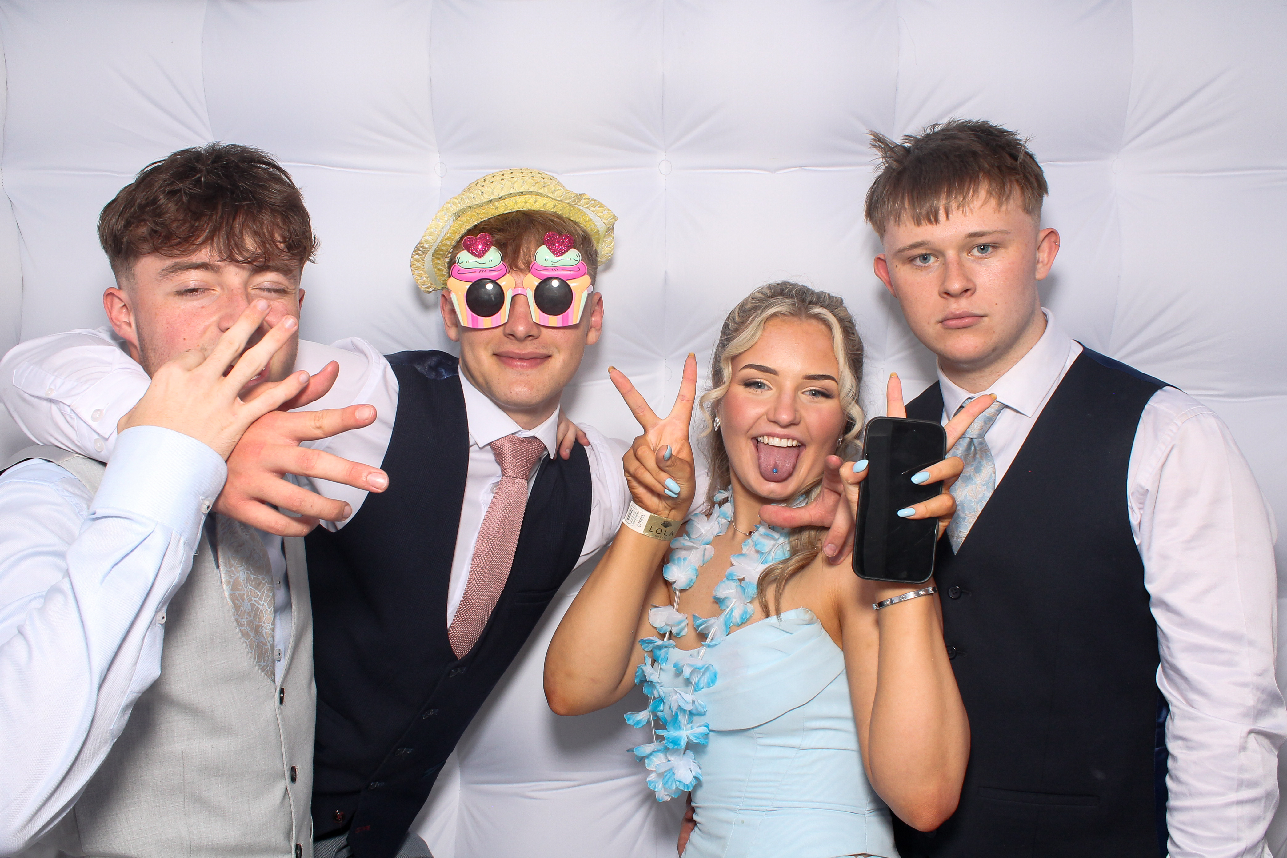 Gortnor Abbey & St.Tiernan's Debs 2026 | View more photos from the event at gallery.snapmagic.ie/u/SnapMagic/Gortnor-Abbey-StTiernans-Debs-2026