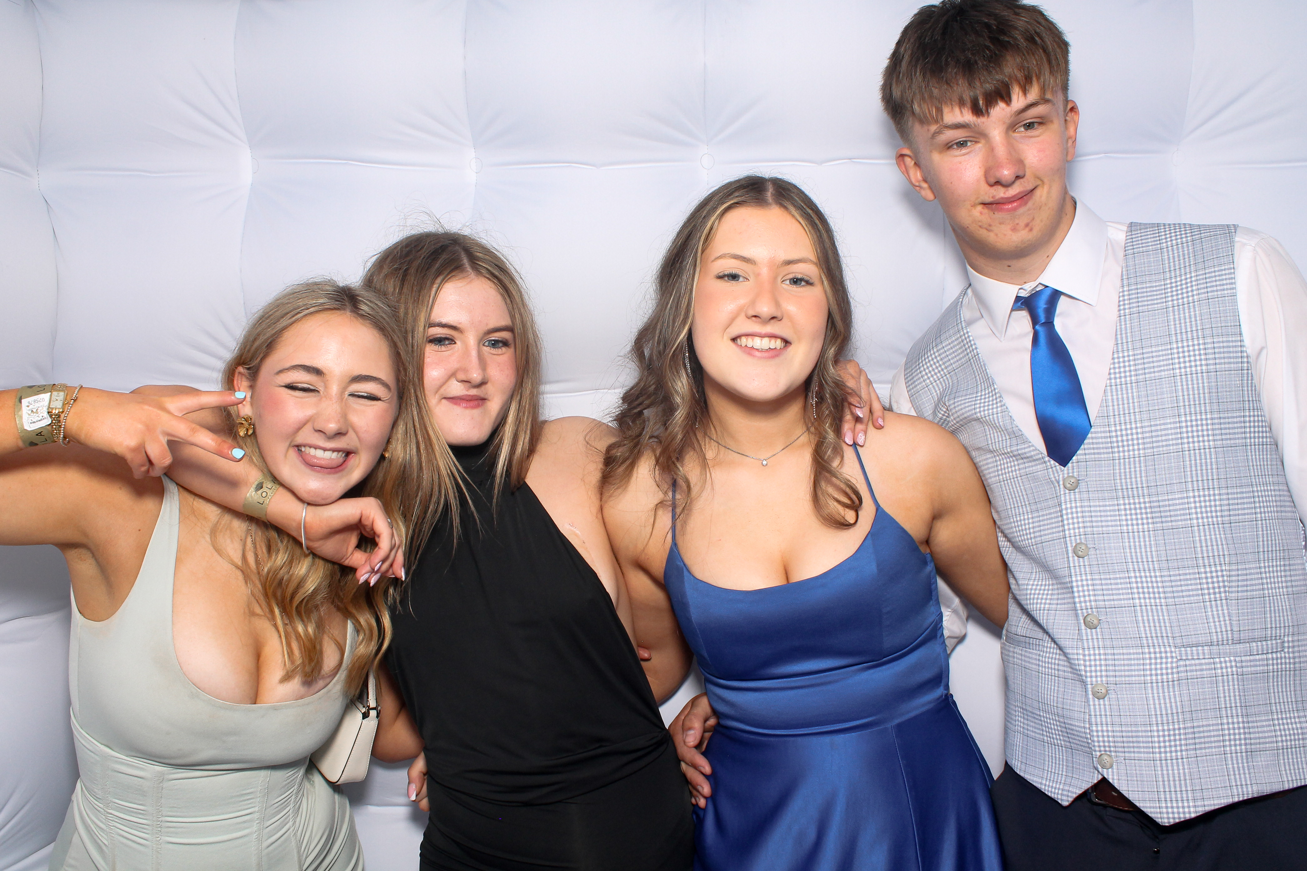 Gortnor Abbey & St.Tiernan's Debs 2026 | View more photos from the event at gallery.snapmagic.ie/u/SnapMagic/Gortnor-Abbey-StTiernans-Debs-2026
