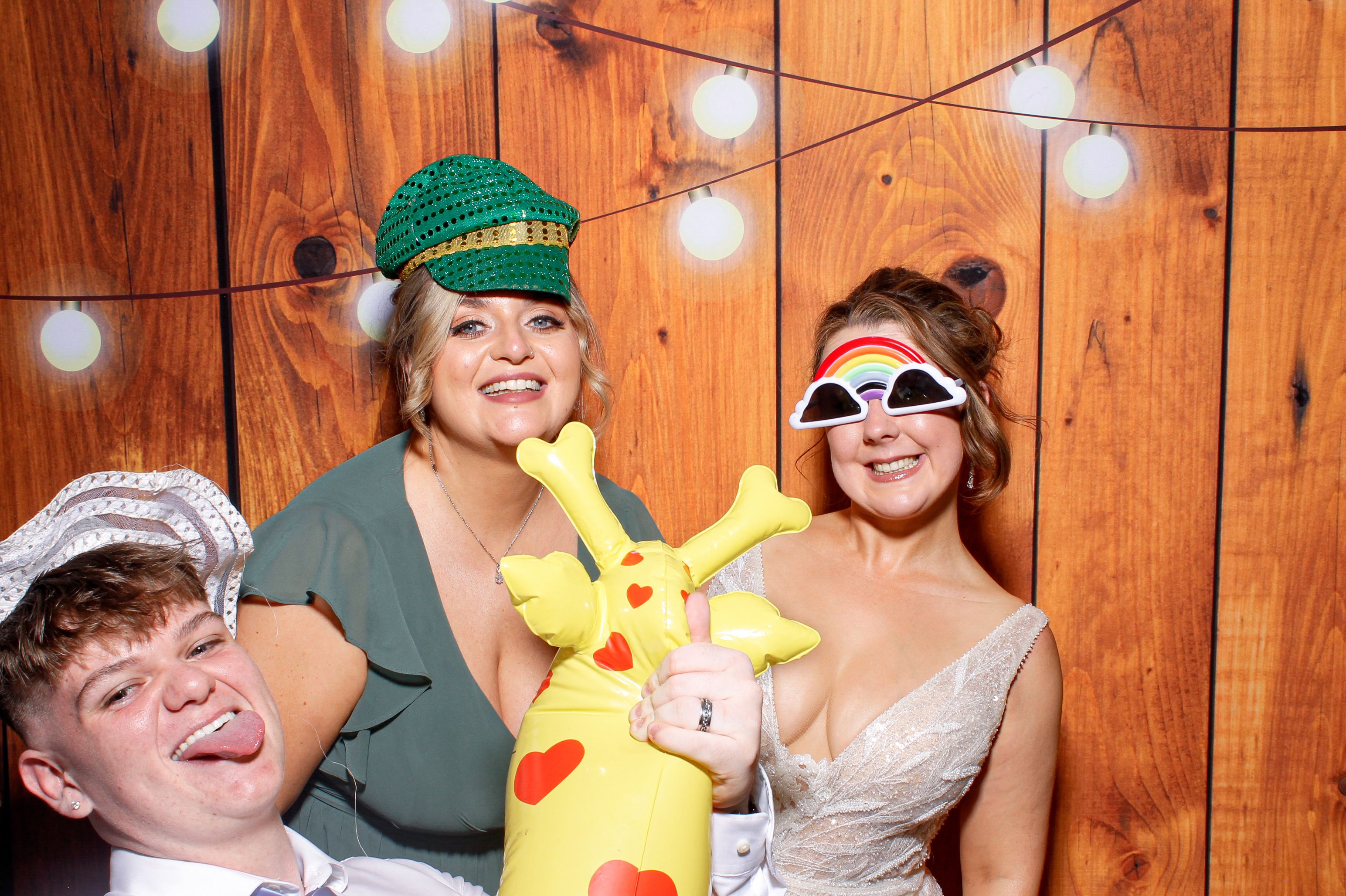 Kaitlynn & Jason | View more photos from the event at gallery.snapmagic.ie/u/SnapMagic/Kaitlynn-Jason