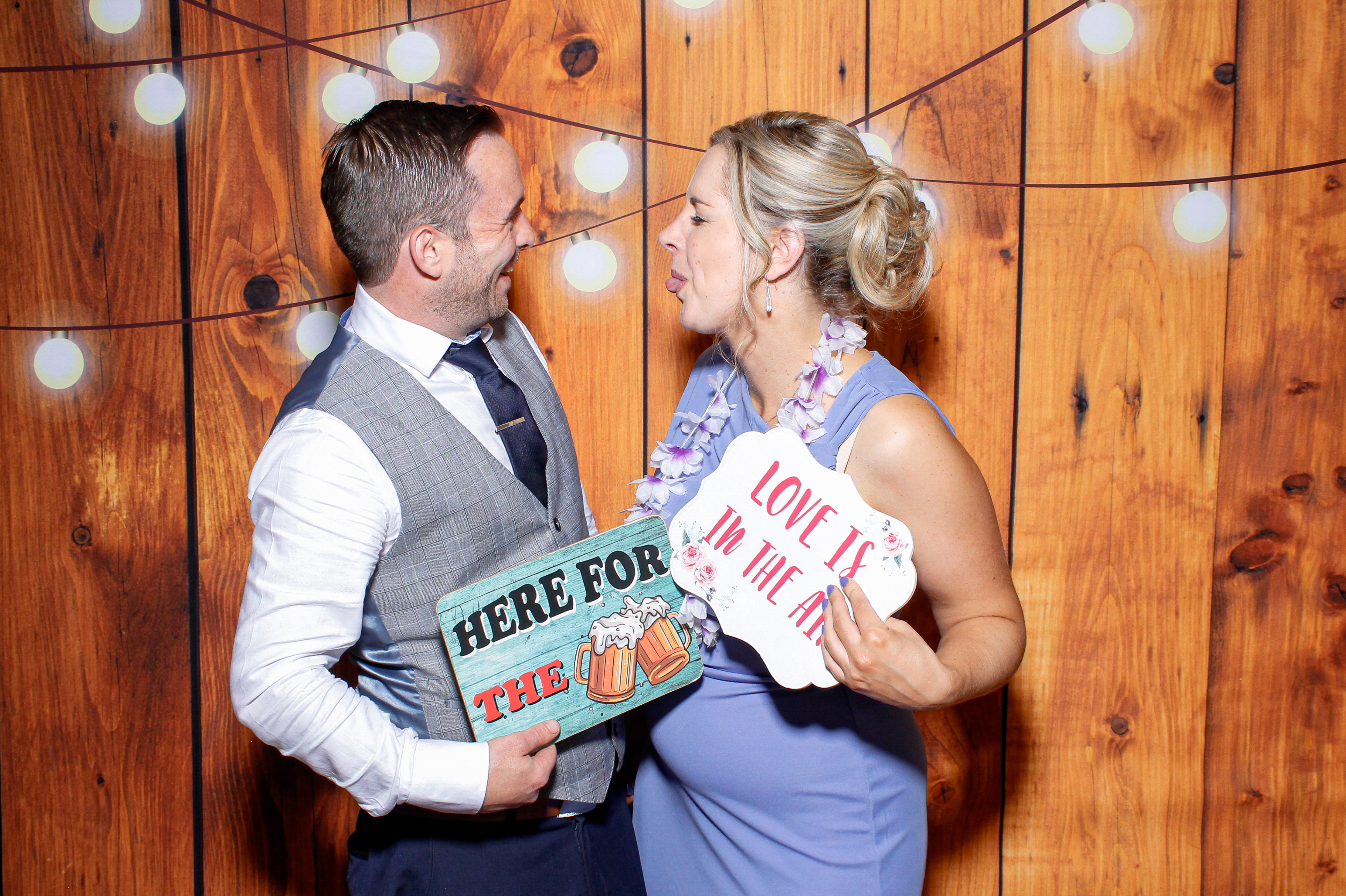 Karen & Colin | View more photos from the event at gallery.snapmagic.ie/u/SnapMagic/Karen-Colin
