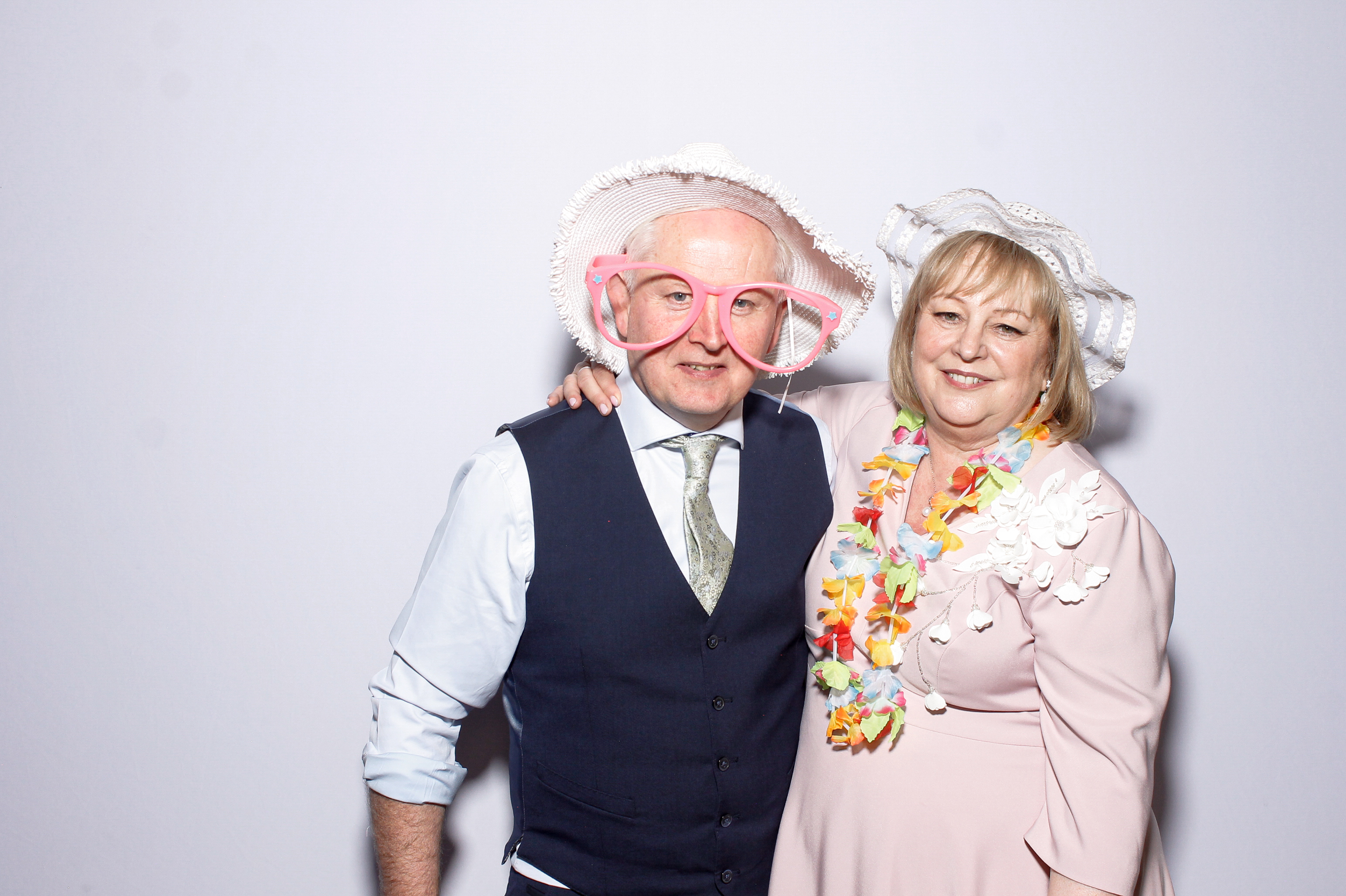 Kate & Johnny | View more photos from the event at gallery.snapmagic.ie/u/SnapMagic/Kate-Johnny