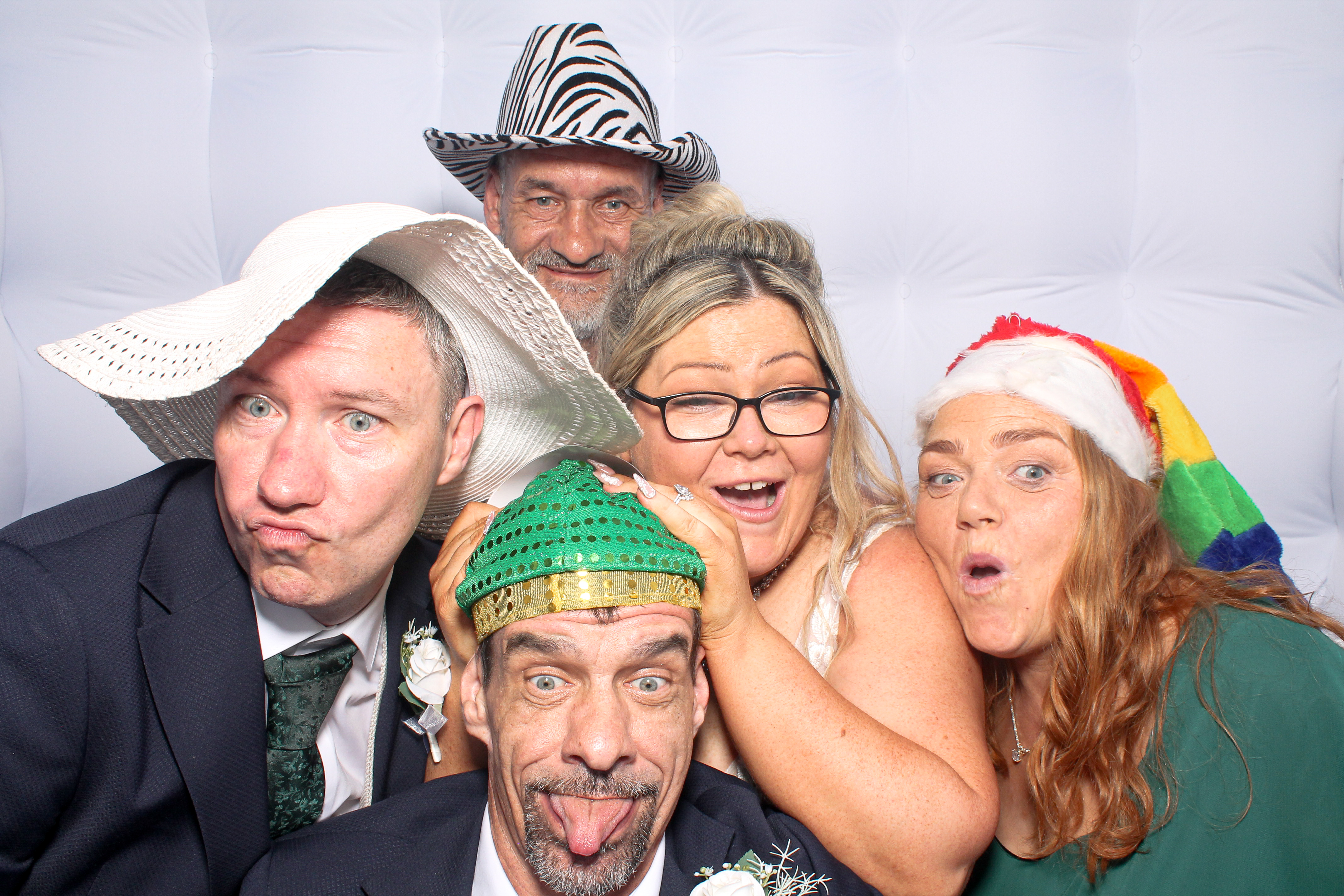 Kerry & David | View more photos from the event at gallery.snapmagic.ie/u/SnapMagic/Kerry-David