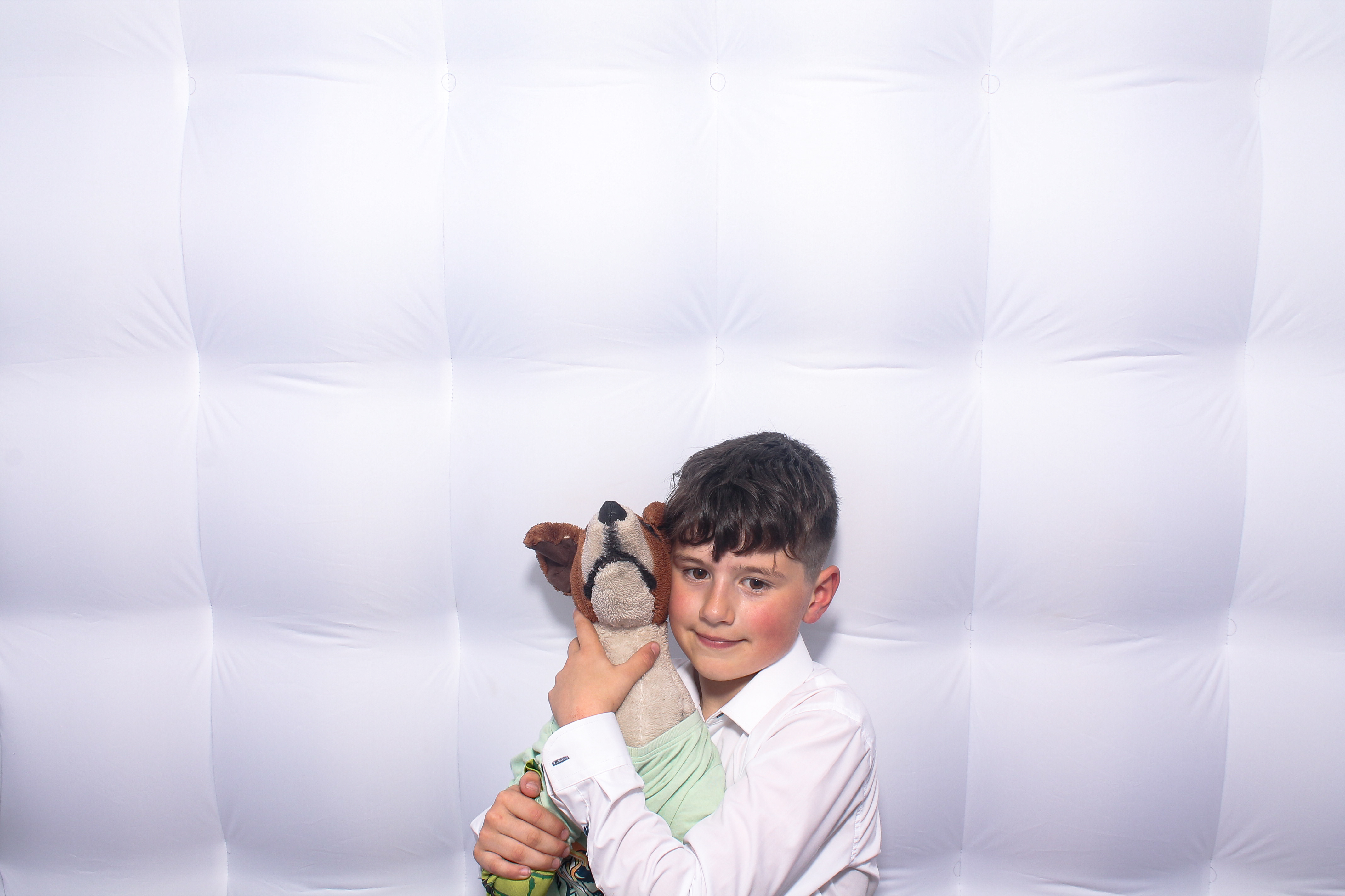 Kieran & Cassandra | View more photos from the event at gallery.snapmagic.ie/u/SnapMagic/Kieran-Cassandra