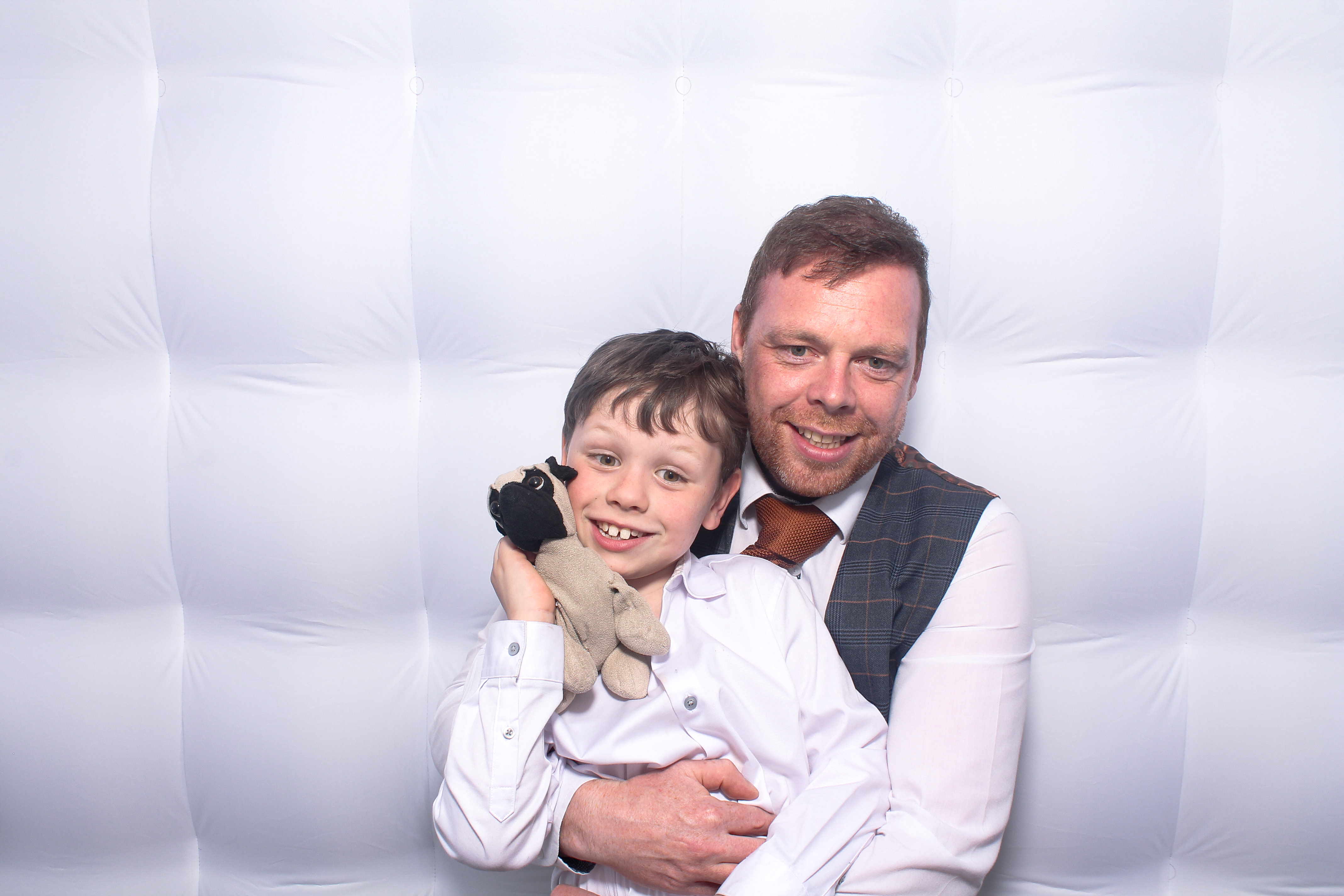 Kieran & Cassandra | View more photos from the event at gallery.snapmagic.ie/u/SnapMagic/Kieran-Cassandra