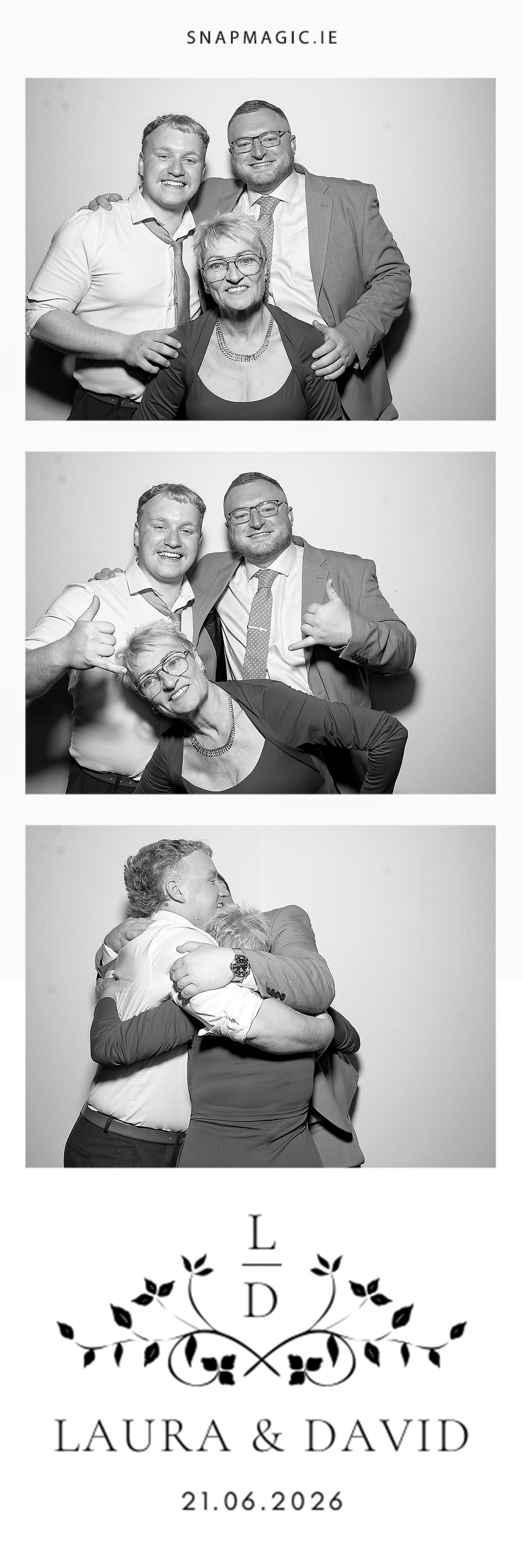 Laura & David's Wedding | View more photos from the event at gallery.snapmagic.ie/u/SnapMagic/Laura-Davids-Wedding