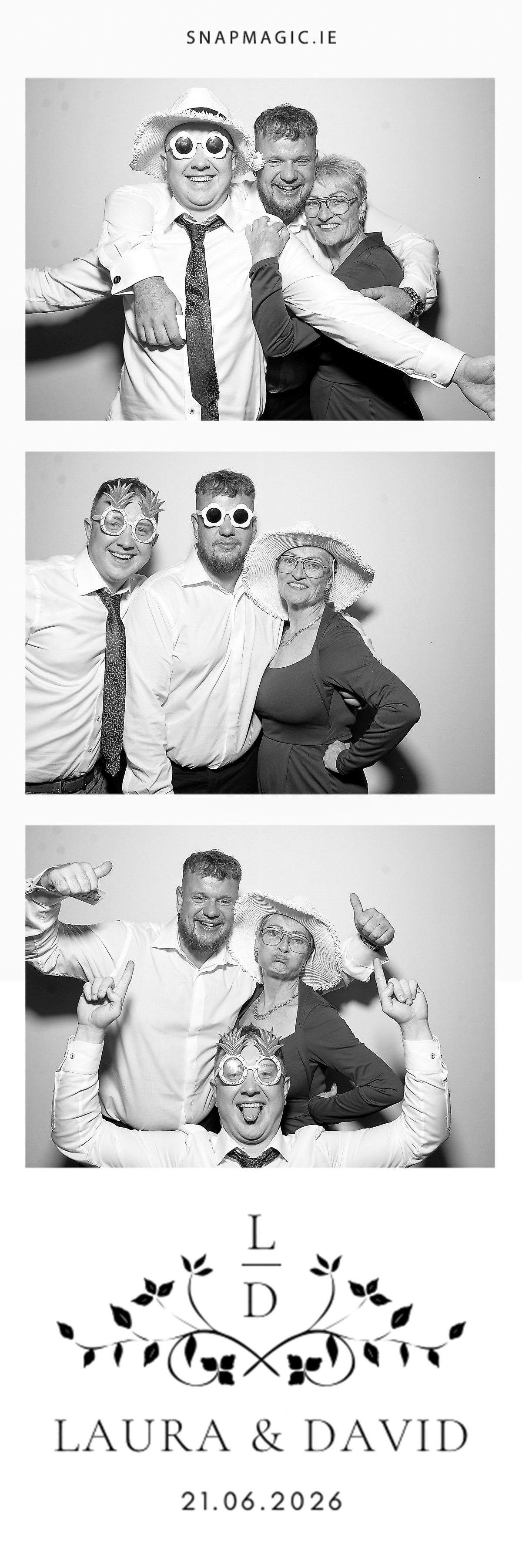 Laura & David's Wedding | View more photos from the event at gallery.snapmagic.ie/u/SnapMagic/Laura-Davids-Wedding