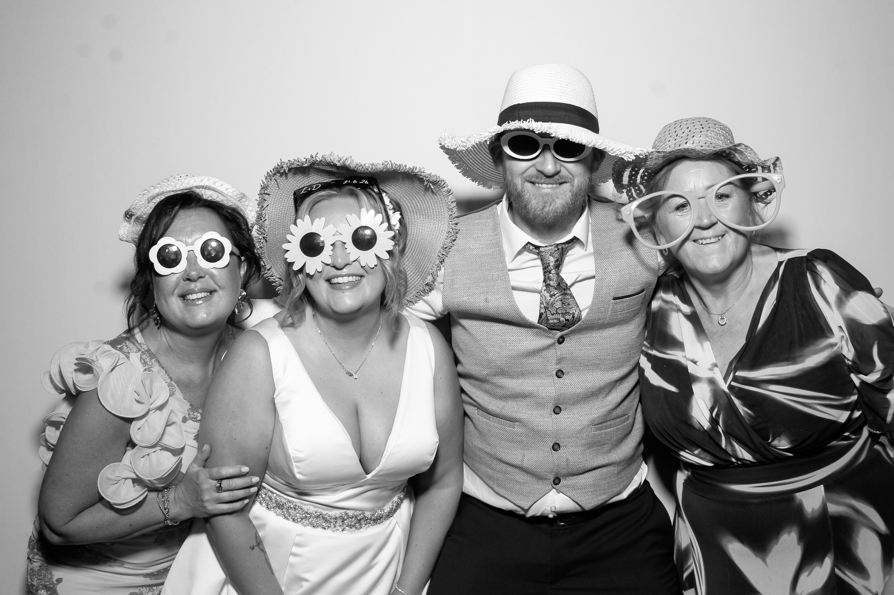 Laura & David's Wedding | View more photos from the event at gallery.snapmagic.ie/u/SnapMagic/Laura-Davids-Wedding