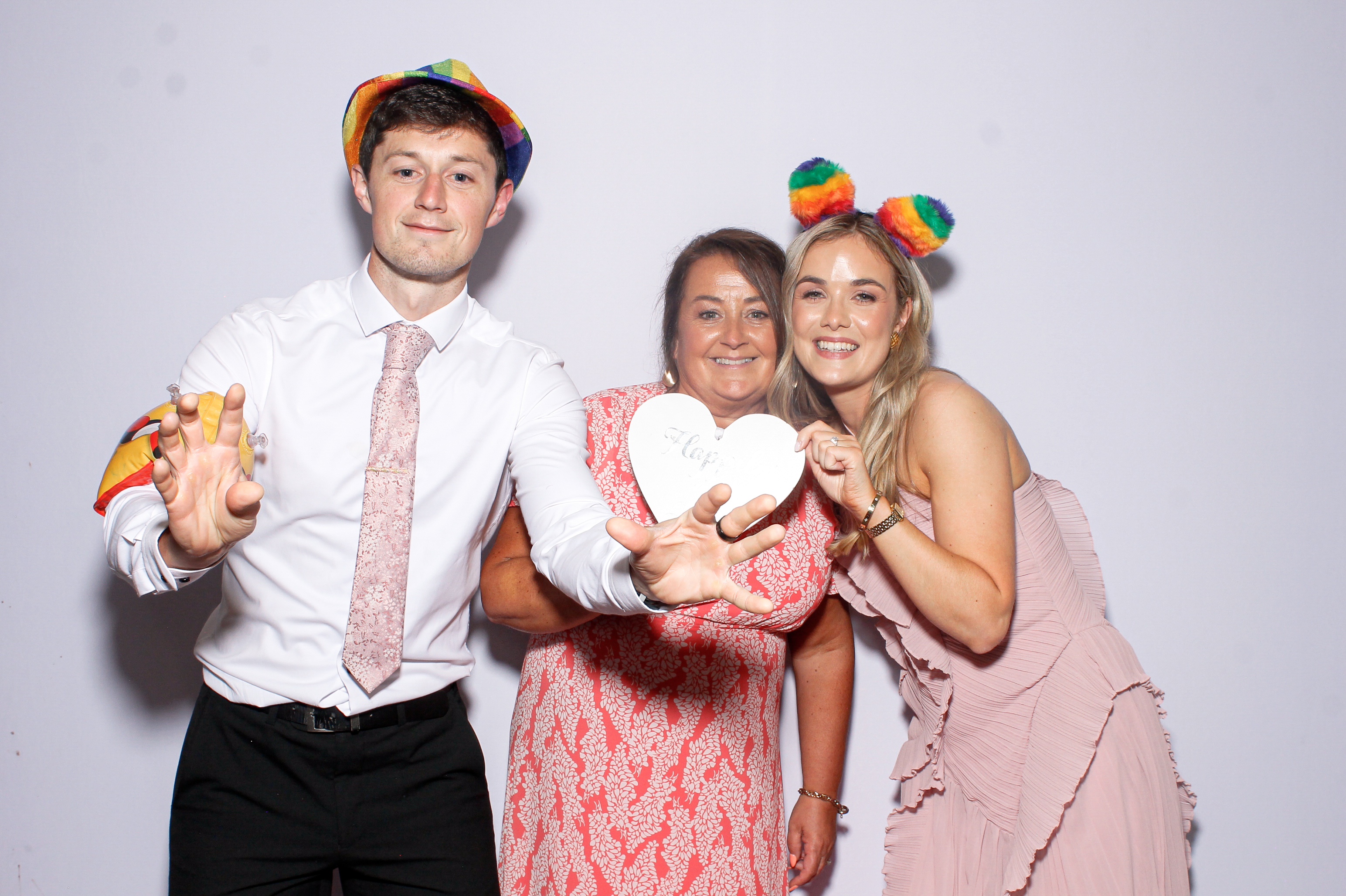 Lauren & Dylan | View more photos from the event at gallery.snapmagic.ie/u/SnapMagic/Lauren-Dylan
