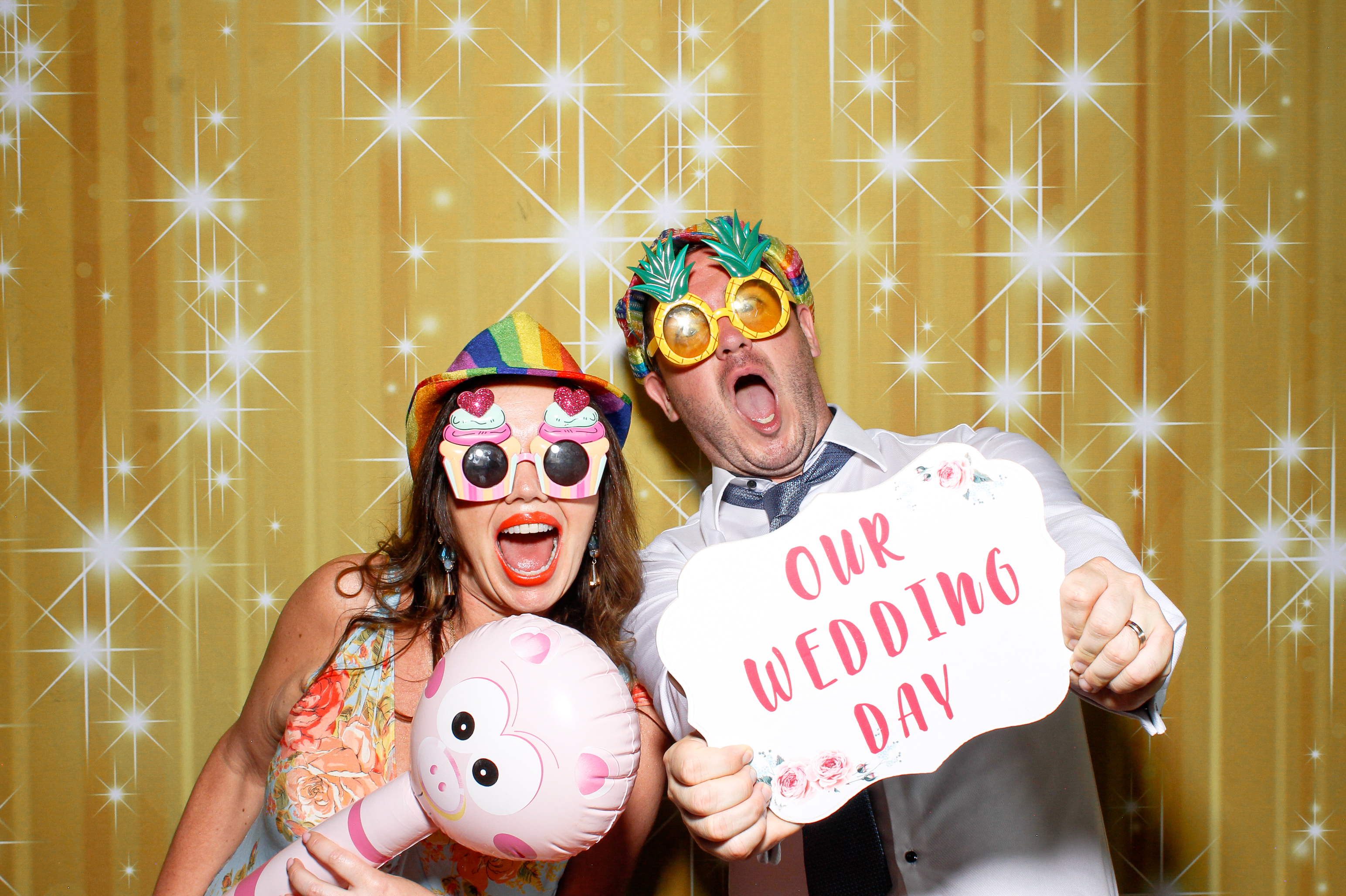 Louise & Ciaran | View more photos from the event at gallery.snapmagic.ie/u/SnapMagic/Louise-Ciaran