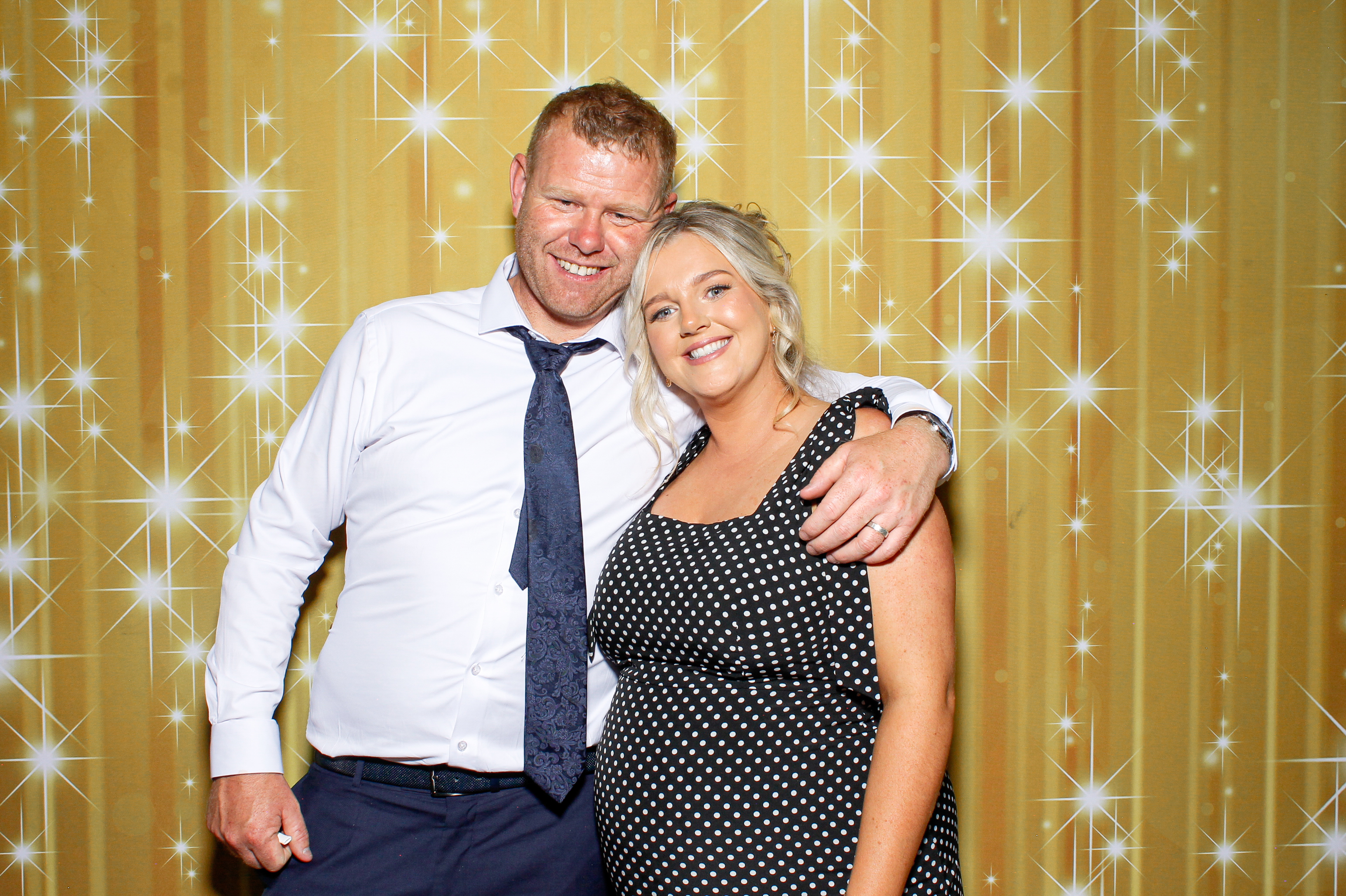 Louise & Ciaran | View more photos from the event at gallery.snapmagic.ie/u/SnapMagic/Louise-Ciaran