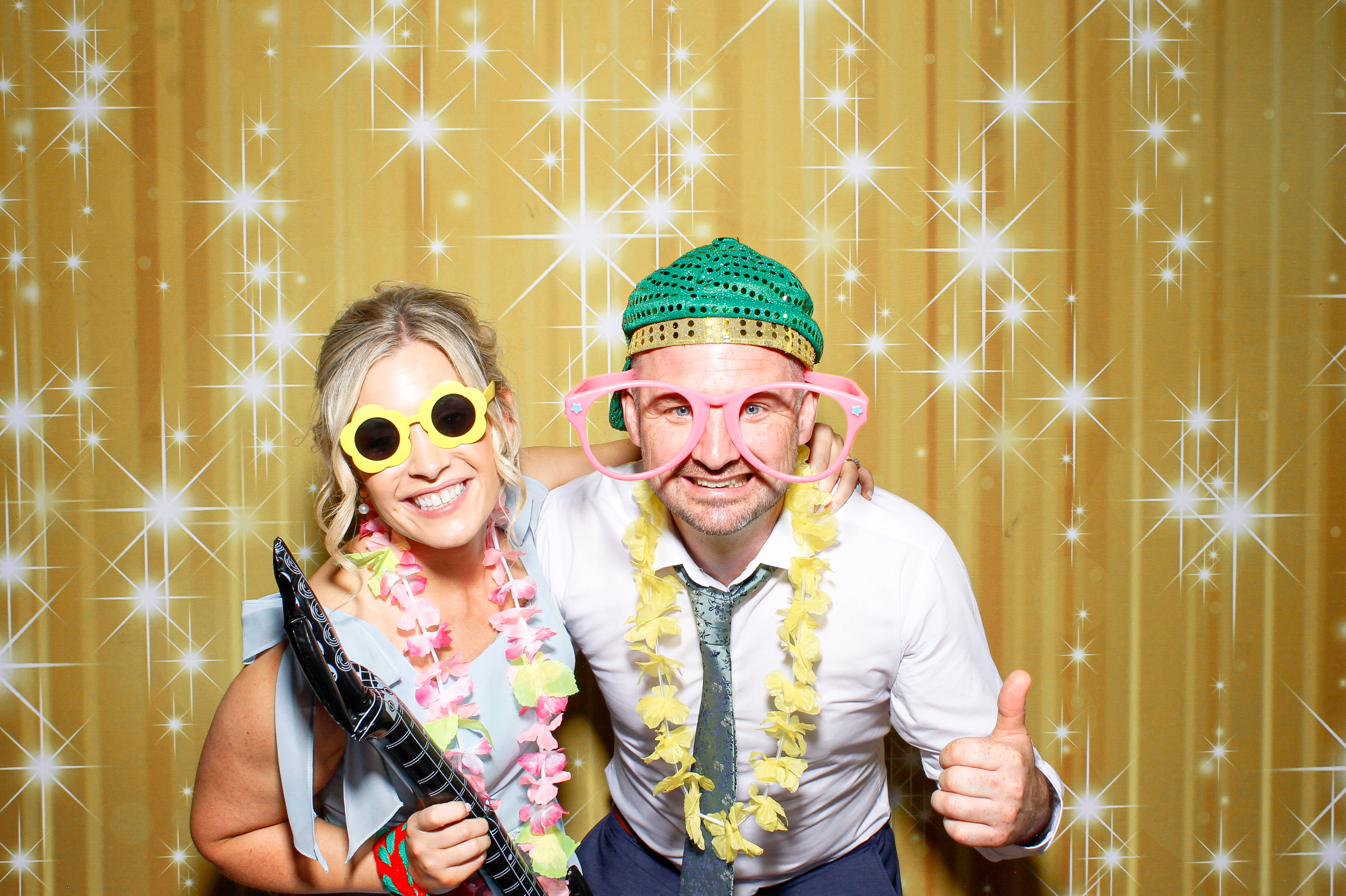 Louise & Ciaran | View more photos from the event at gallery.snapmagic.ie/u/SnapMagic/Louise-Ciaran