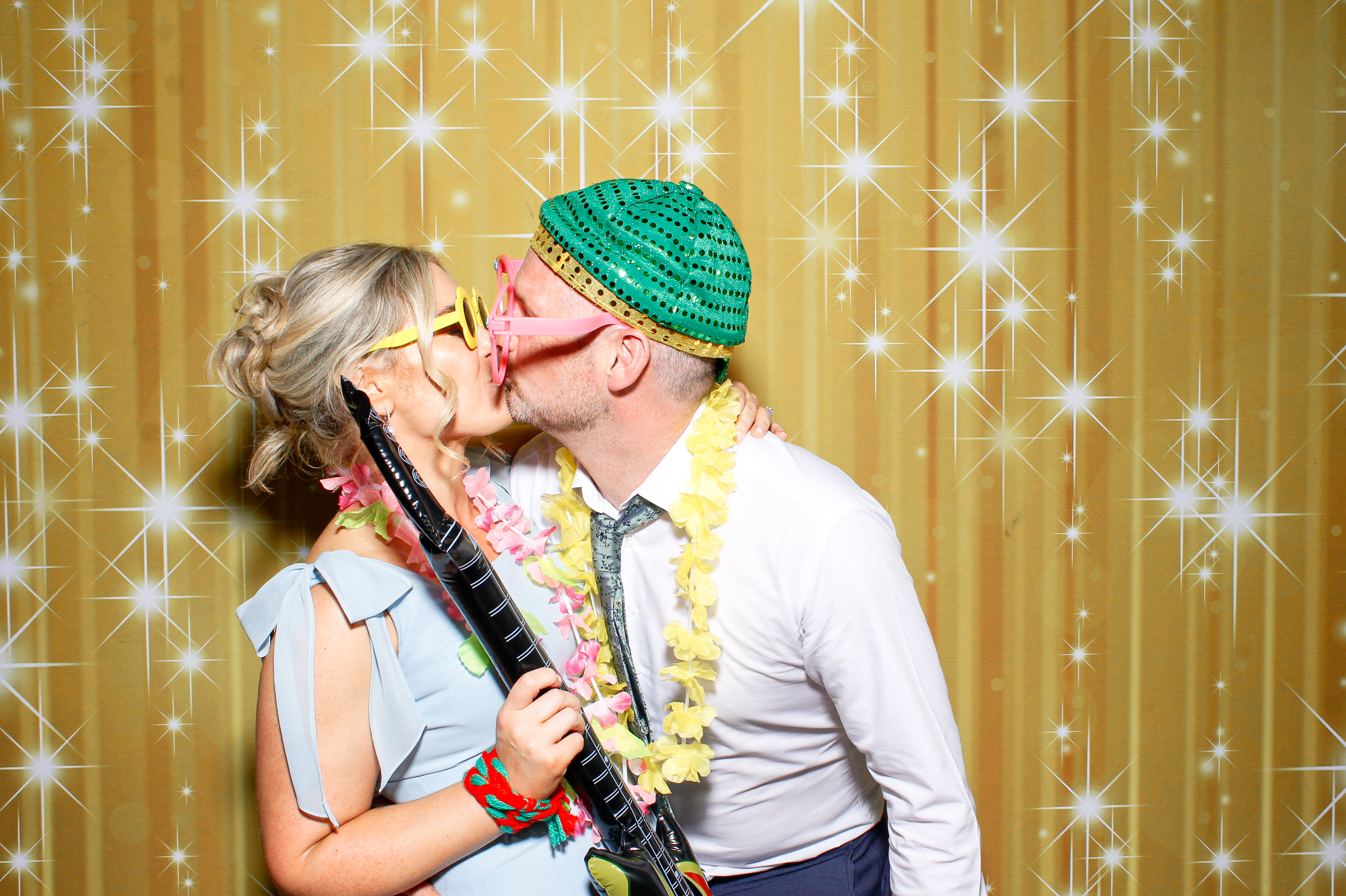 Louise & Ciaran | View more photos from the event at gallery.snapmagic.ie/u/SnapMagic/Louise-Ciaran