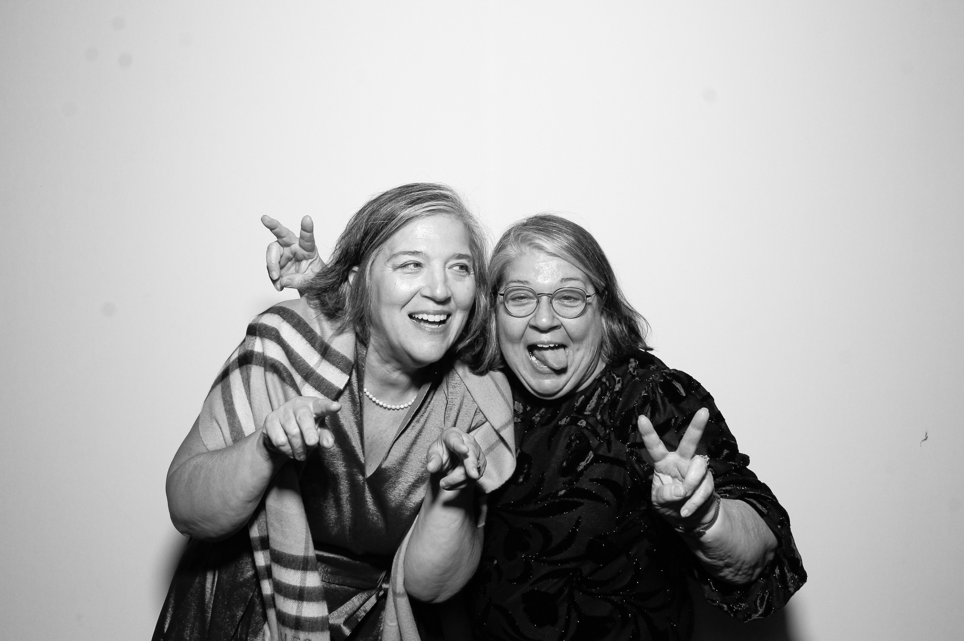 Mackenzie & Spencer | View more photos from the event at gallery.snapmagic.ie/u/SnapMagic/Mackenzie-Spencer