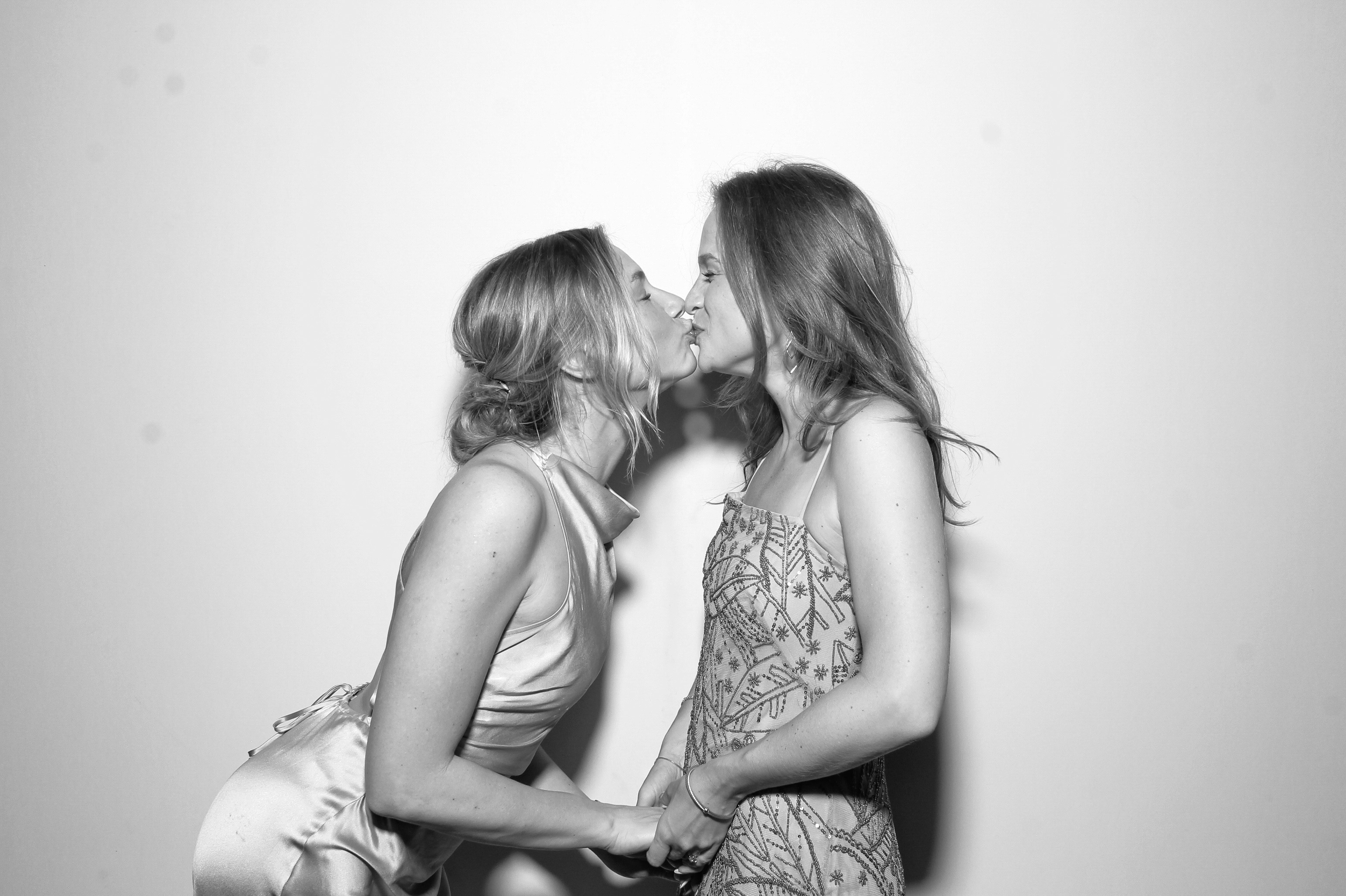 Mackenzie & Spencer | View more photos from the event at gallery.snapmagic.ie/u/SnapMagic/Mackenzie-Spencer