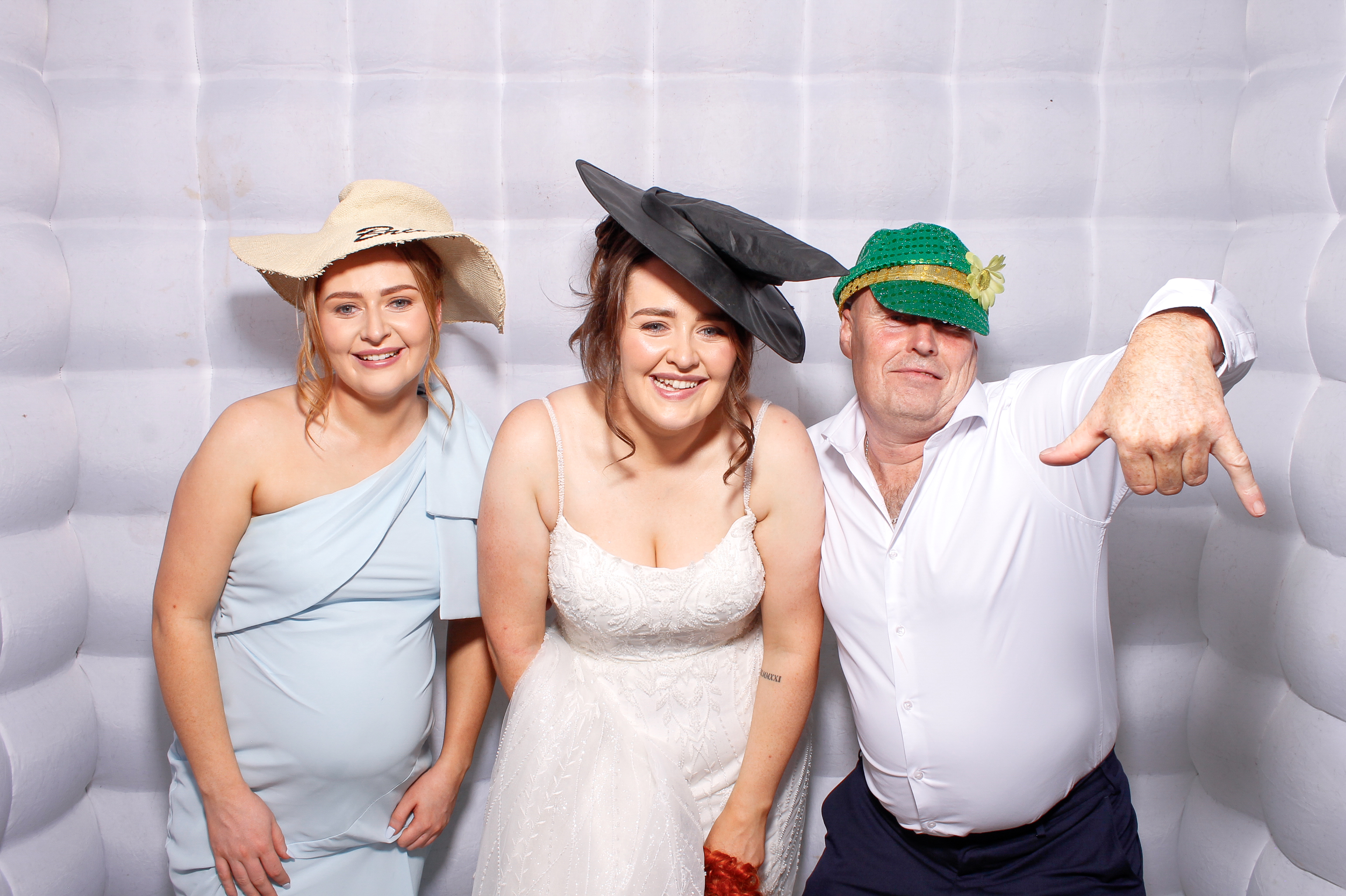 Mariesa & Ryan | View more photos from the event at gallery.snapmagic.ie/u/SnapMagic/Mariesa-Ryan
