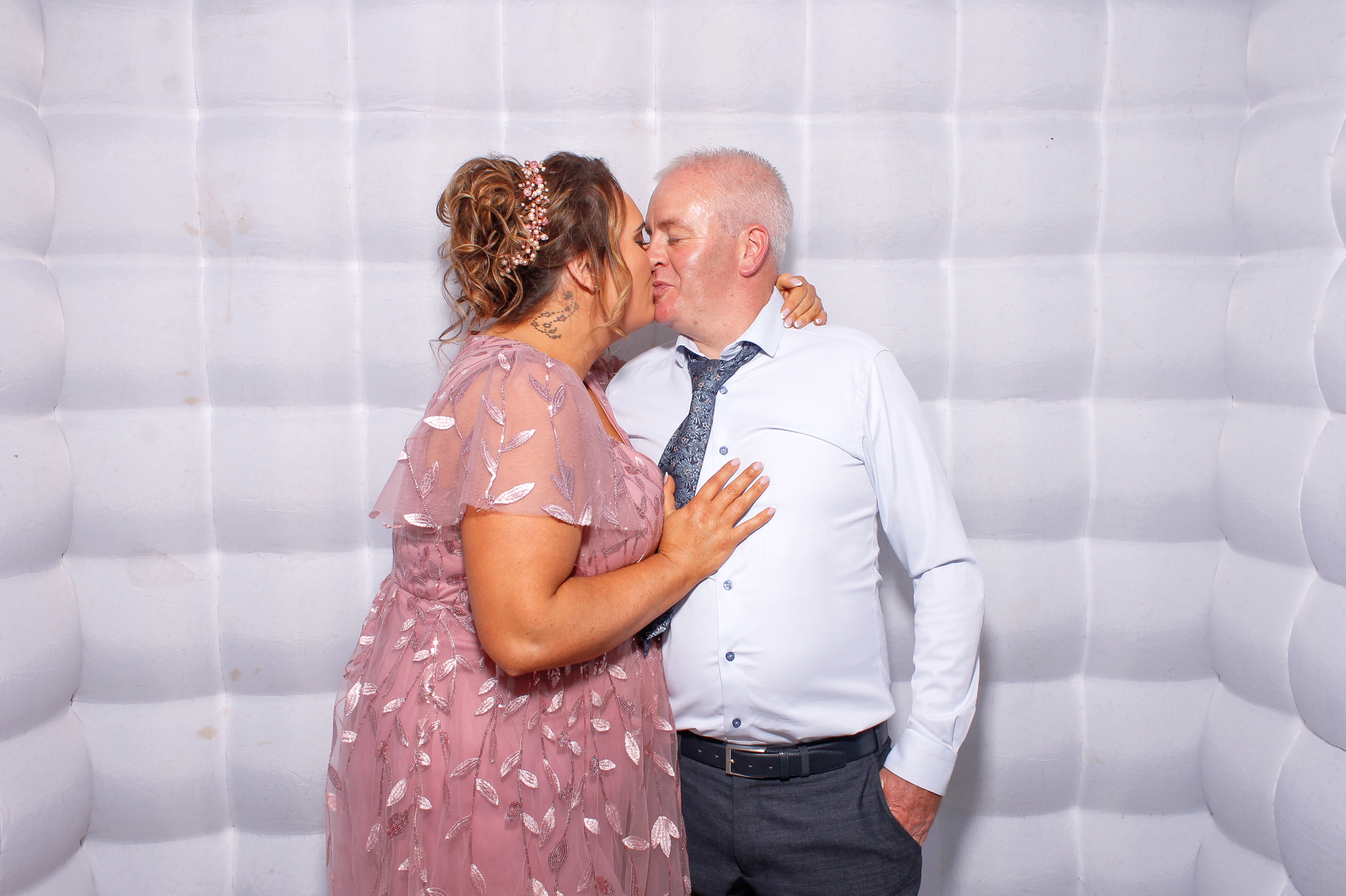 Mariesa & Ryan | View more photos from the event at gallery.snapmagic.ie/u/SnapMagic/Mariesa-Ryan