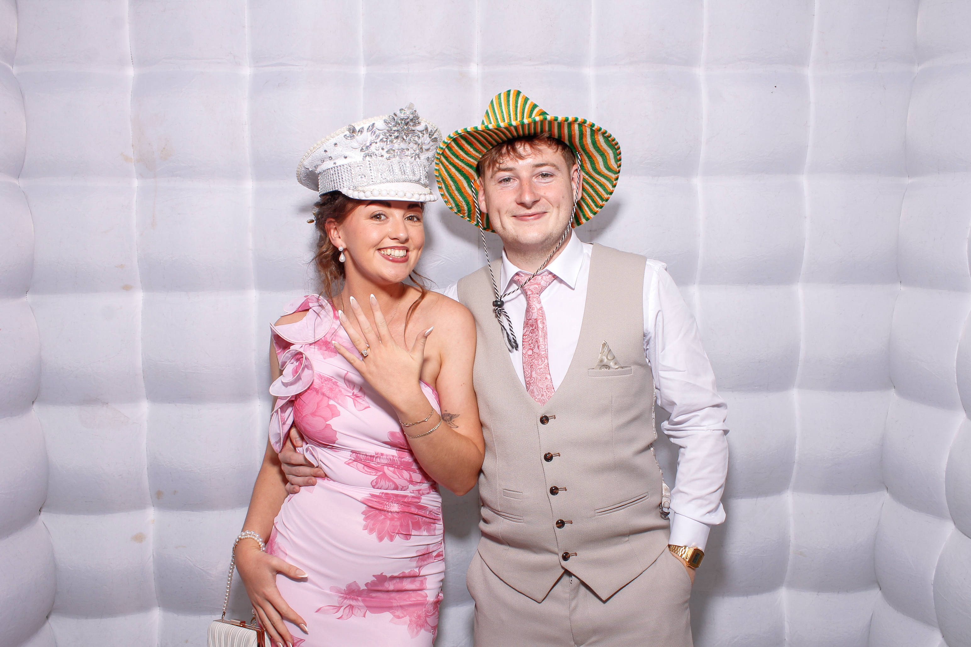 Mariesa & Ryan | View more photos from the event at gallery.snapmagic.ie/u/SnapMagic/Mariesa-Ryan