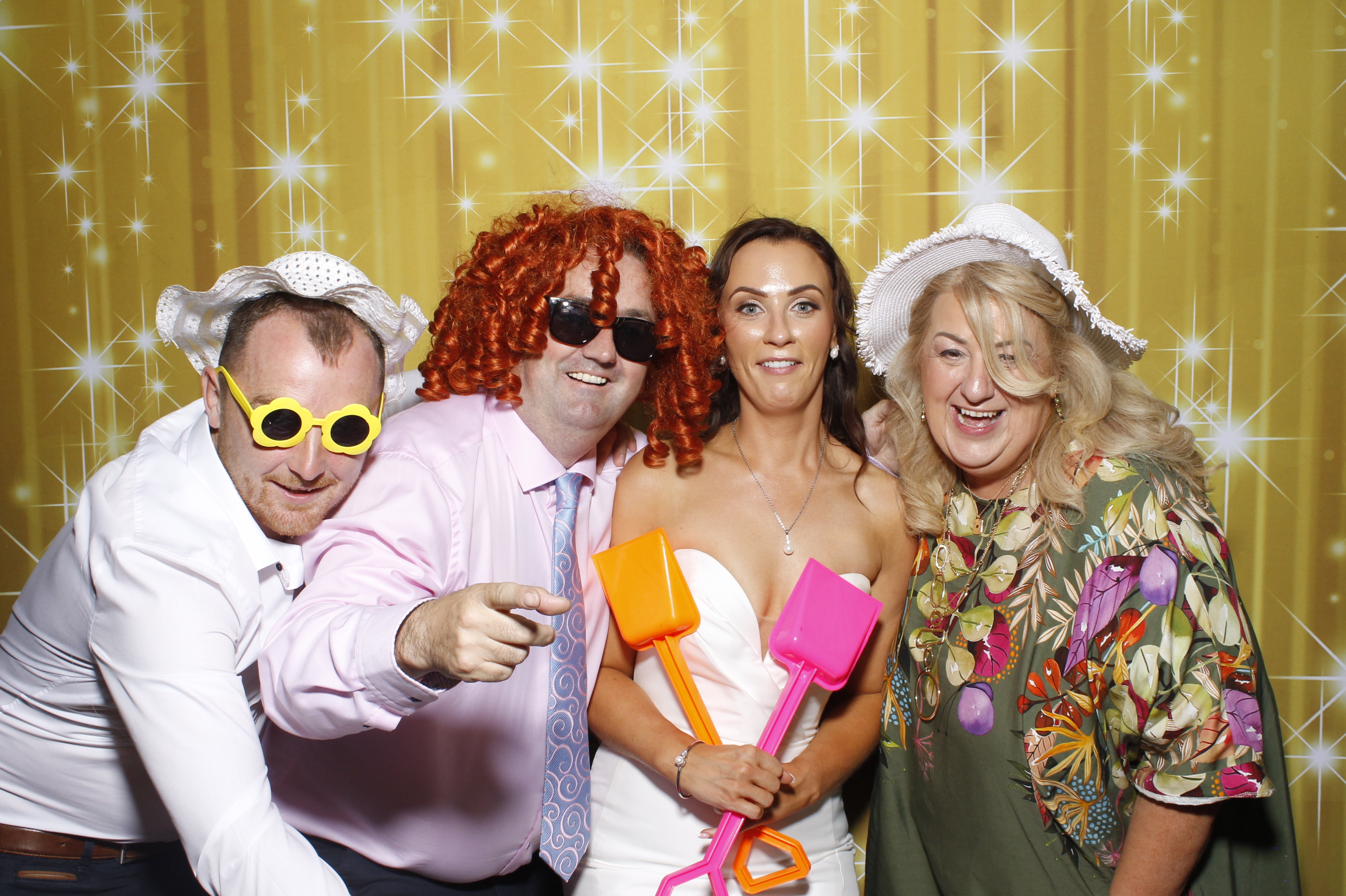 Michelle & David | View more photos from the event at gallery.snapmagic.ie/u/SnapMagic/Michelle-David
